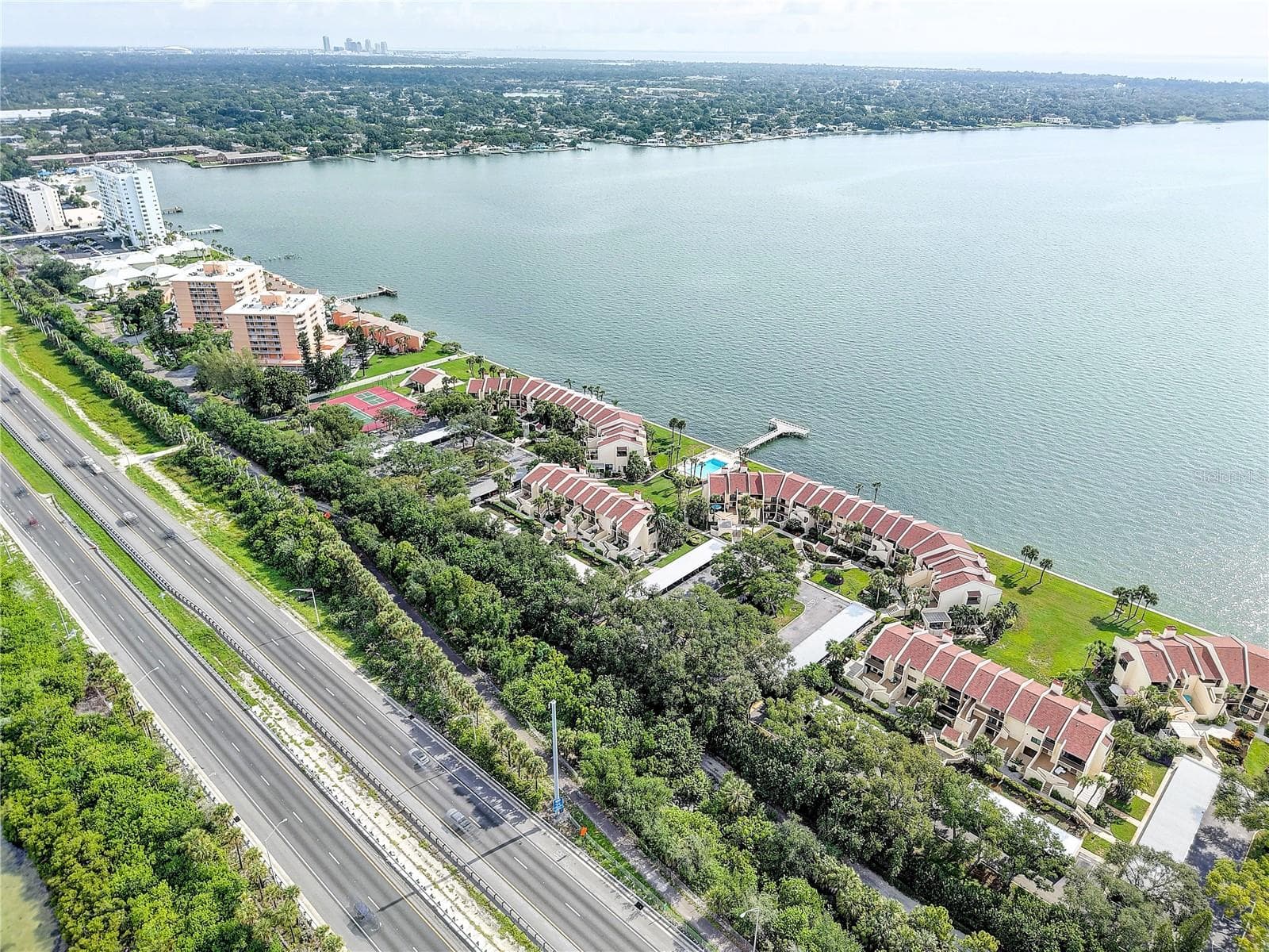 Condominium at 7510 SUNSHINE SKYWAY LN S #T13, ST PETERSBURG, photo 27 of 28