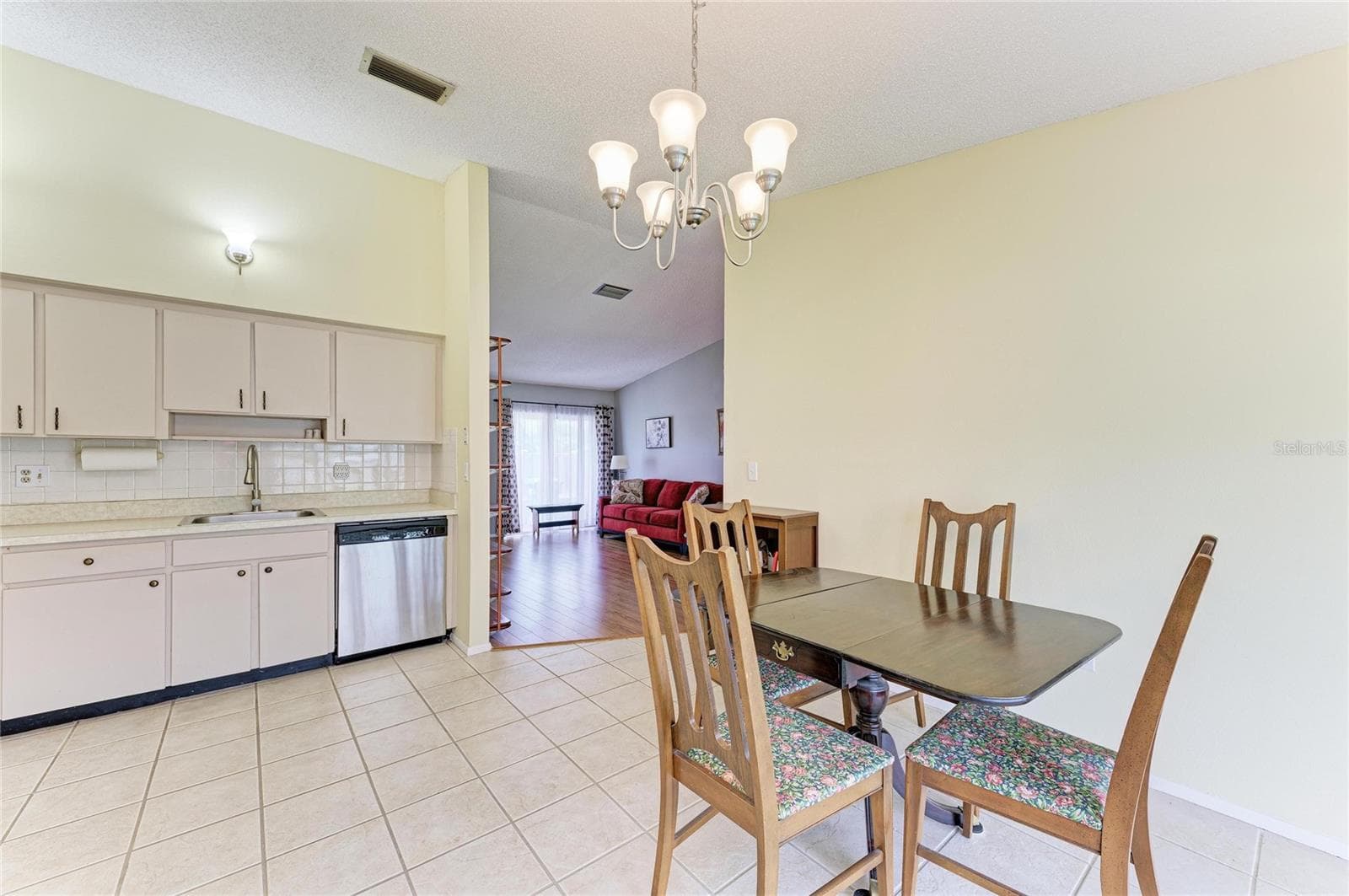Condominium at 3403 36TH ST W #109, BRADENTON, photo 11 of 37