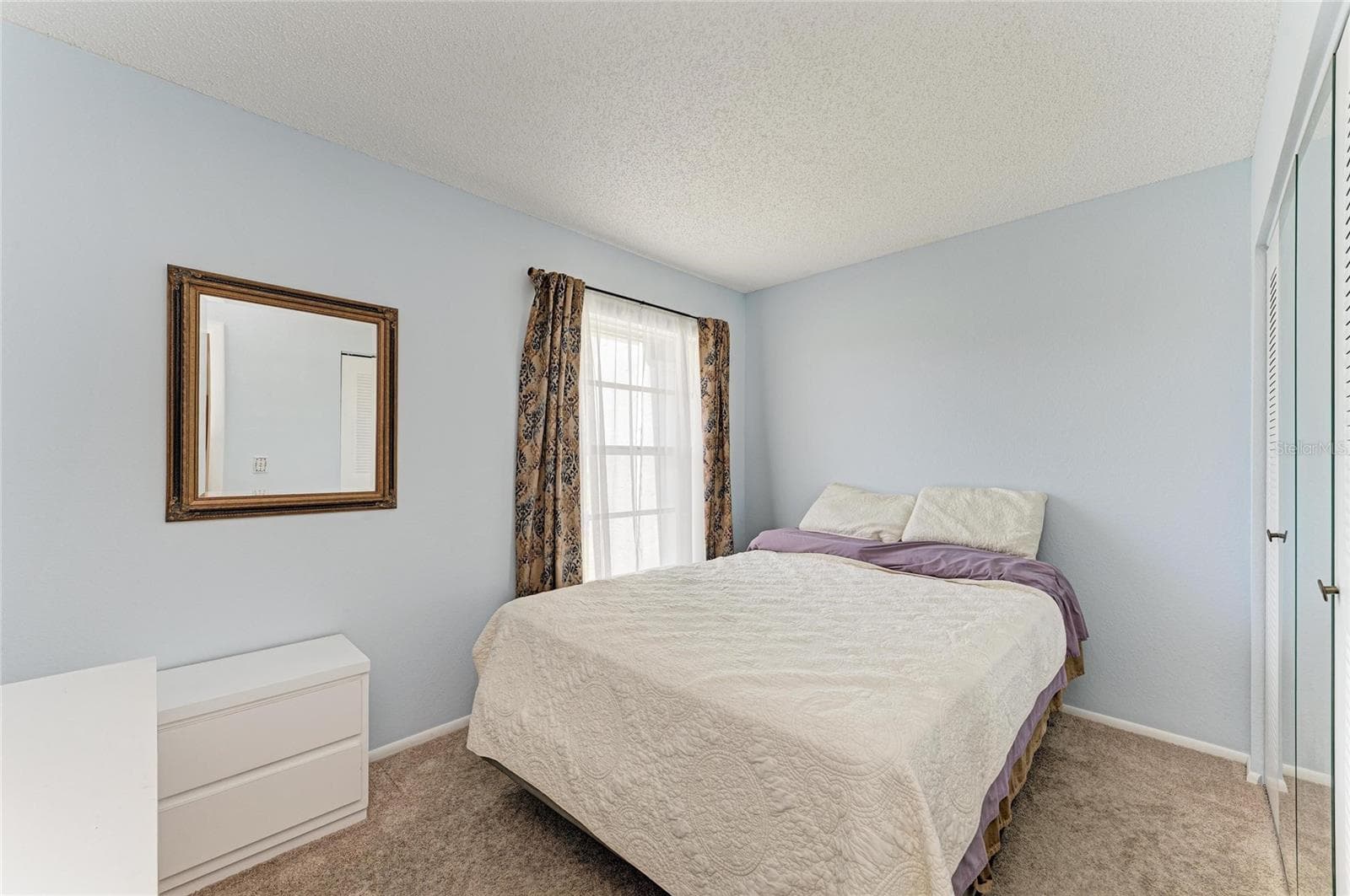 Guest room - 3403 36TH ST W #109, BRADENTON