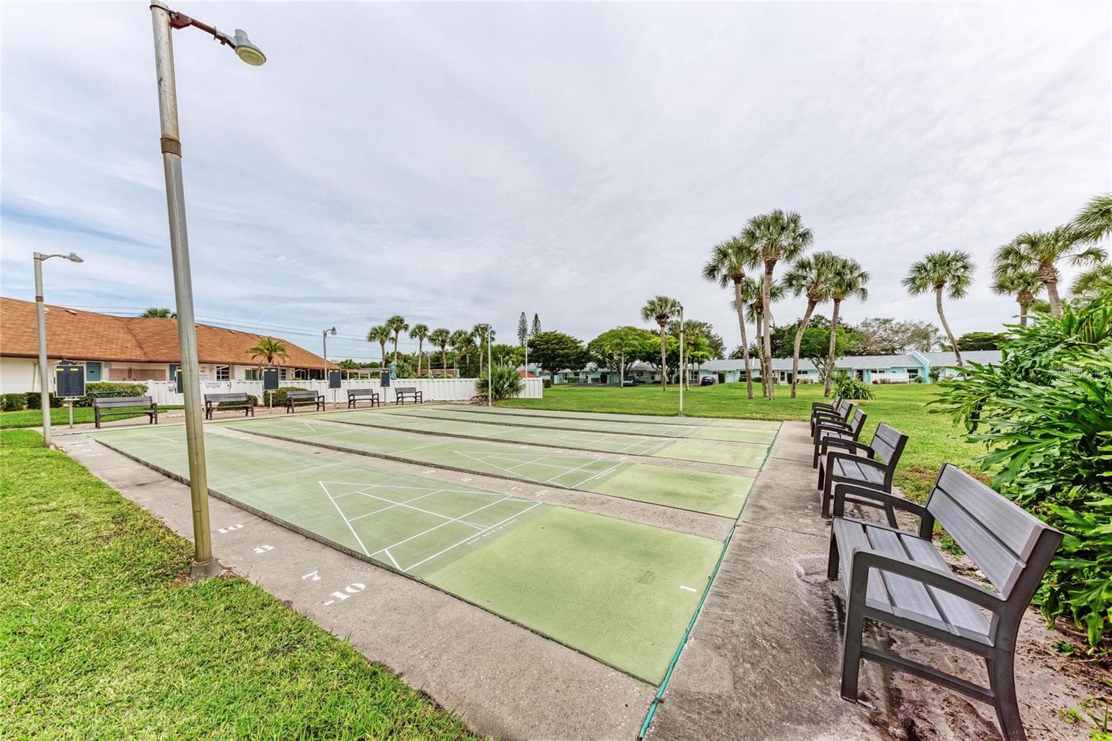 Condominium at 3403 36TH ST W #109, BRADENTON, photo 31 of 37