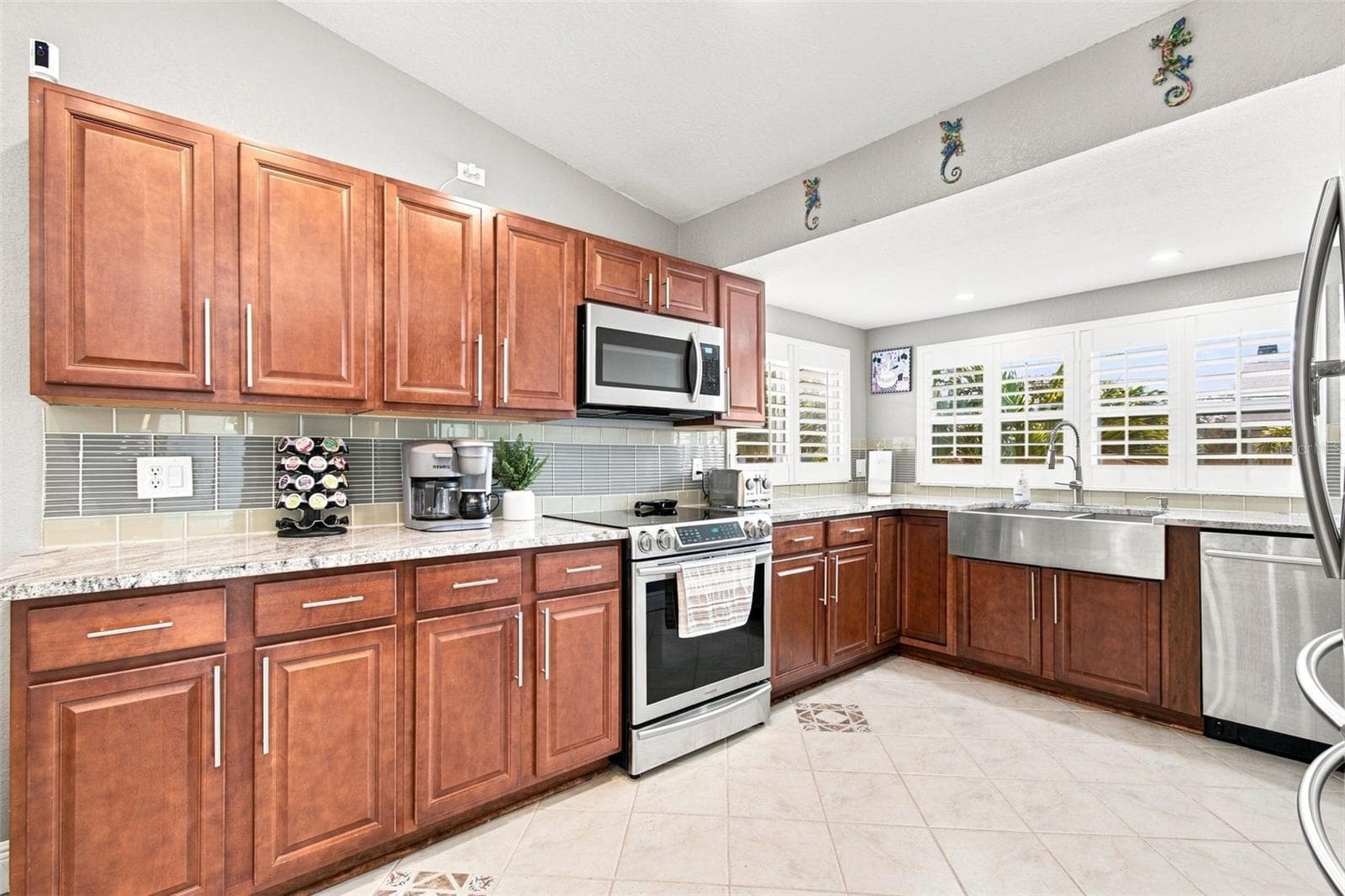 Main Kitchen 2nd Floor - 201 LAGOON DR, PALM HARBOR