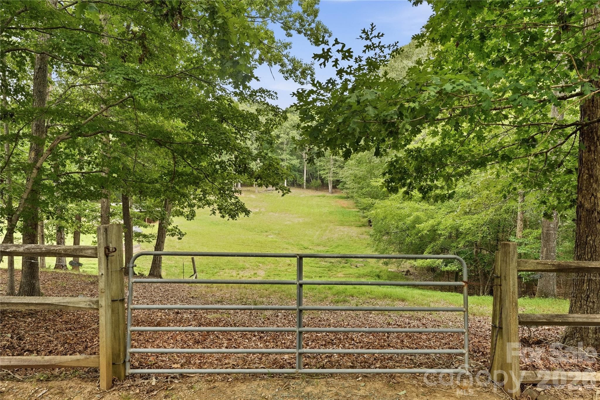Single Family Residence at 2505 Mountain Folk Lane, Waxhaw, photo 6 of 48