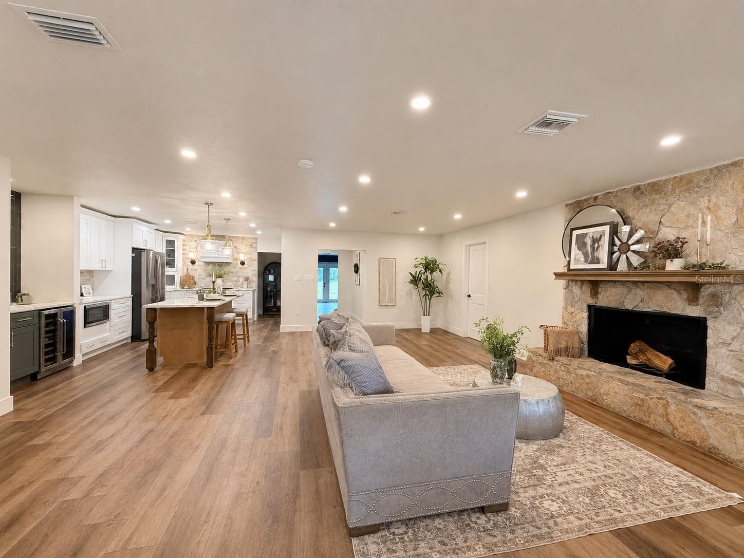 Single Family Residence at 17238 BRIDLEPATH CT, LUTZ, photo 12 of 38