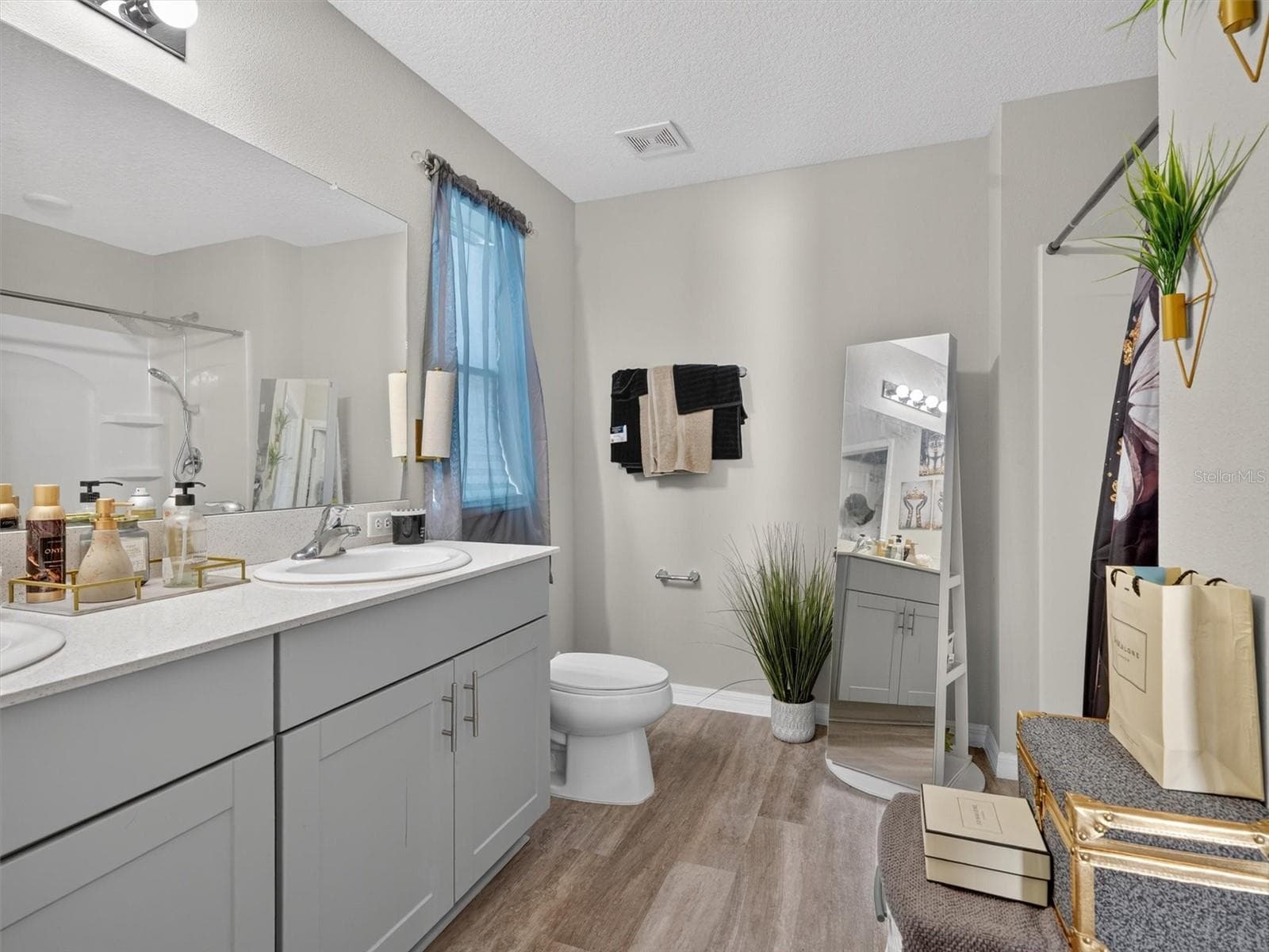 Single Family Residence at 12879 FRENCH MARKET DR, RIVERVIEW, photo 33 of 53