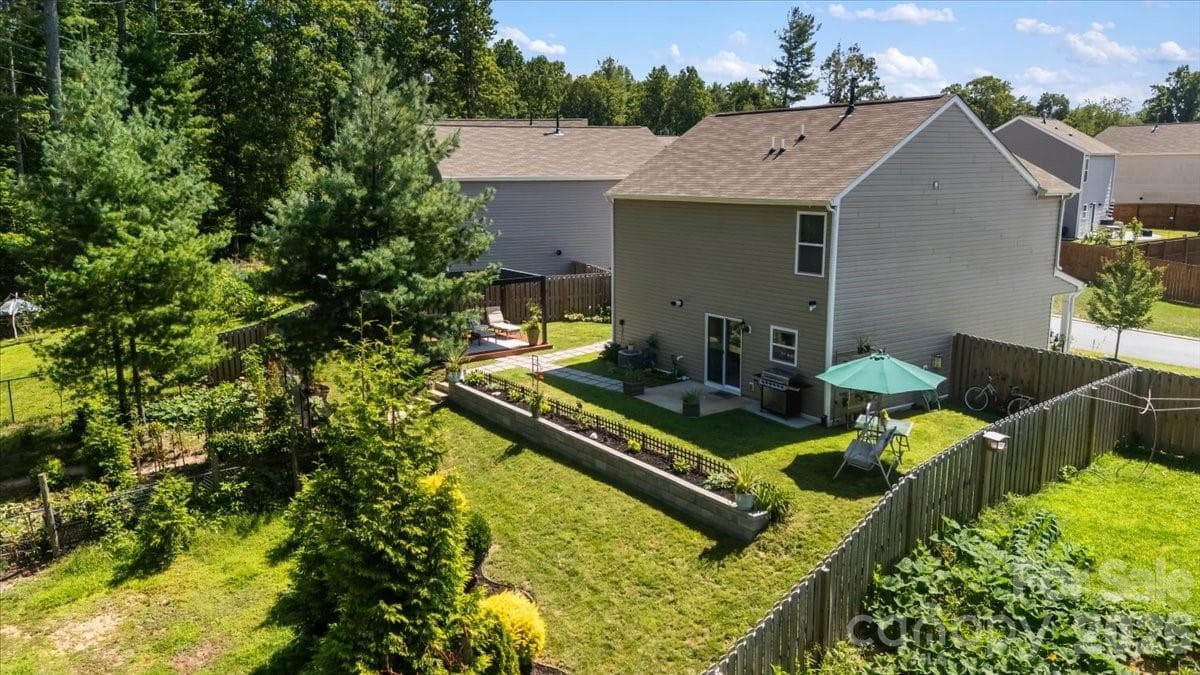 Single Family Residence at 333 Oak Branch Road, Arden, photo 32 of 34
