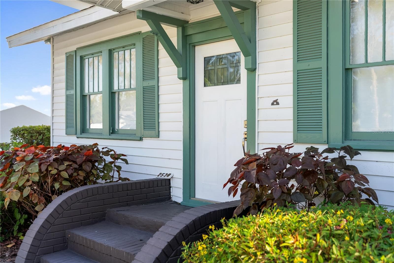 Single Family Residence at 2530 LOMA LINDA ST, SARASOTA, photo 7 of 52