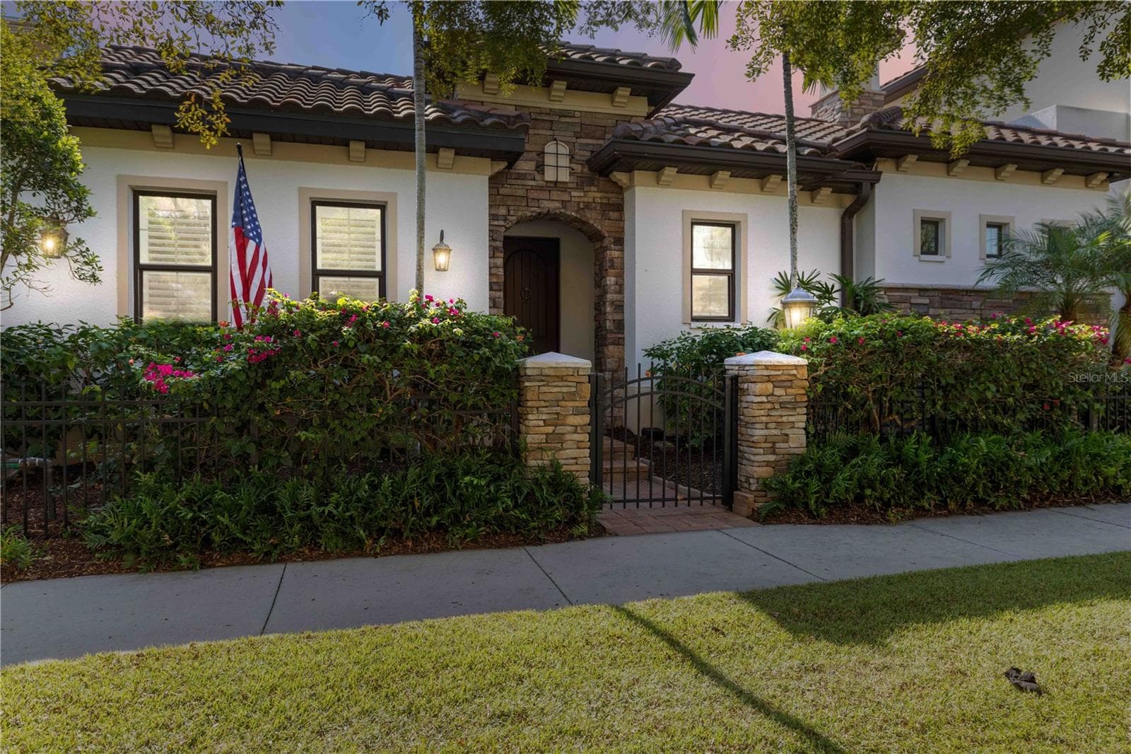 Single Family Residence at 146 E TAMPA AVE, VENICE, photo 2 of 29