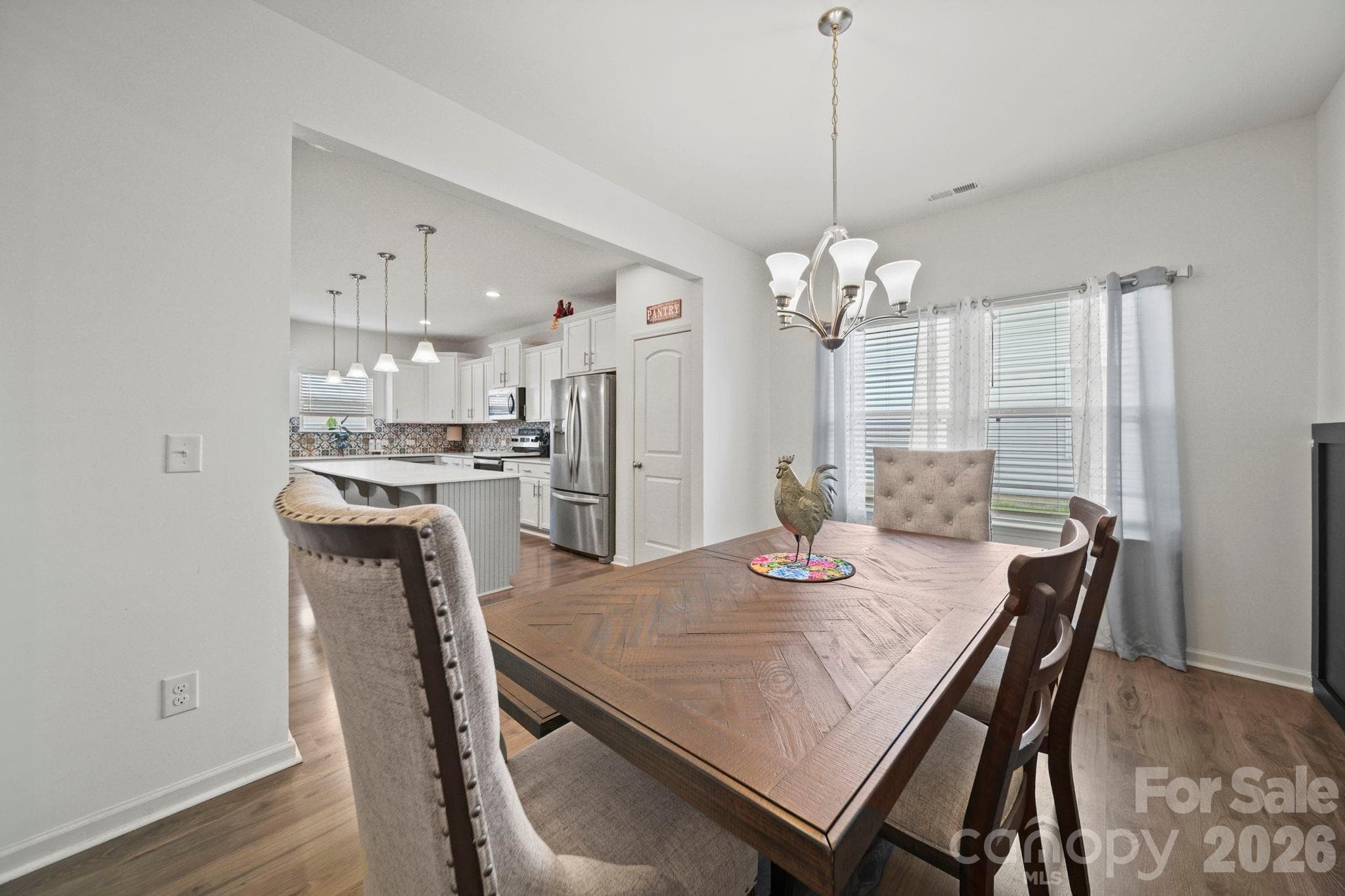 Single Family Residence at 2015 McDonald Drive, Stanfield, photo 6 of 30