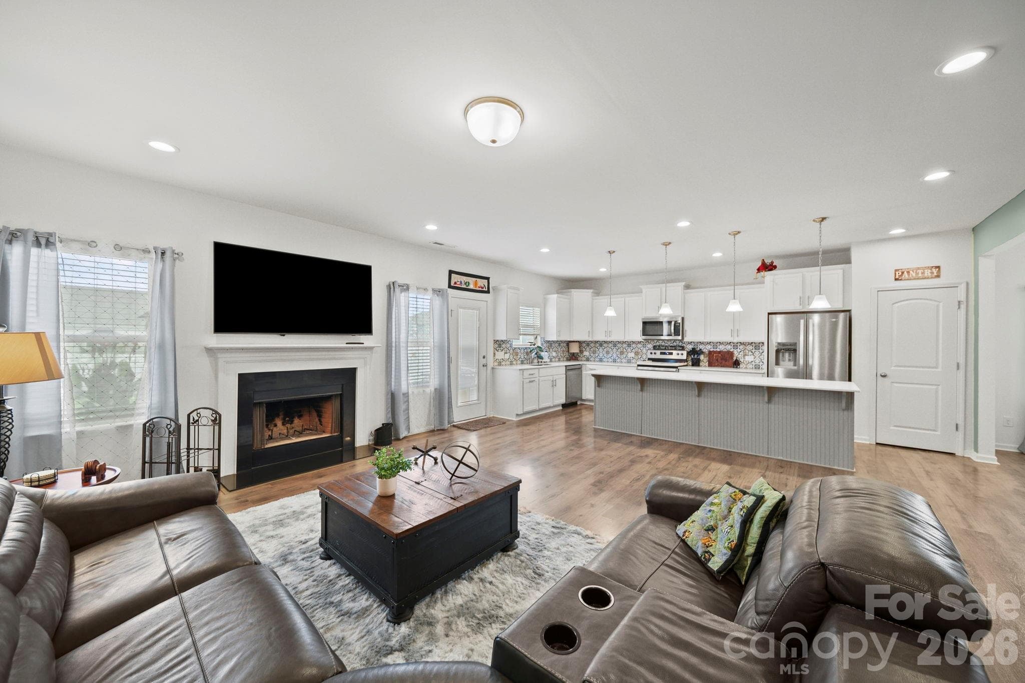 Single Family Residence at 2015 McDonald Drive, Stanfield, photo 12 of 30