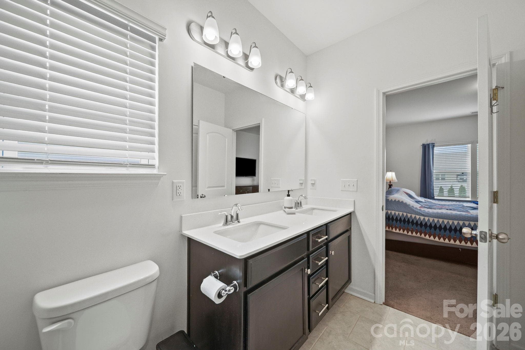 Single Family Residence at 2015 McDonald Drive, Stanfield, photo 17 of 30