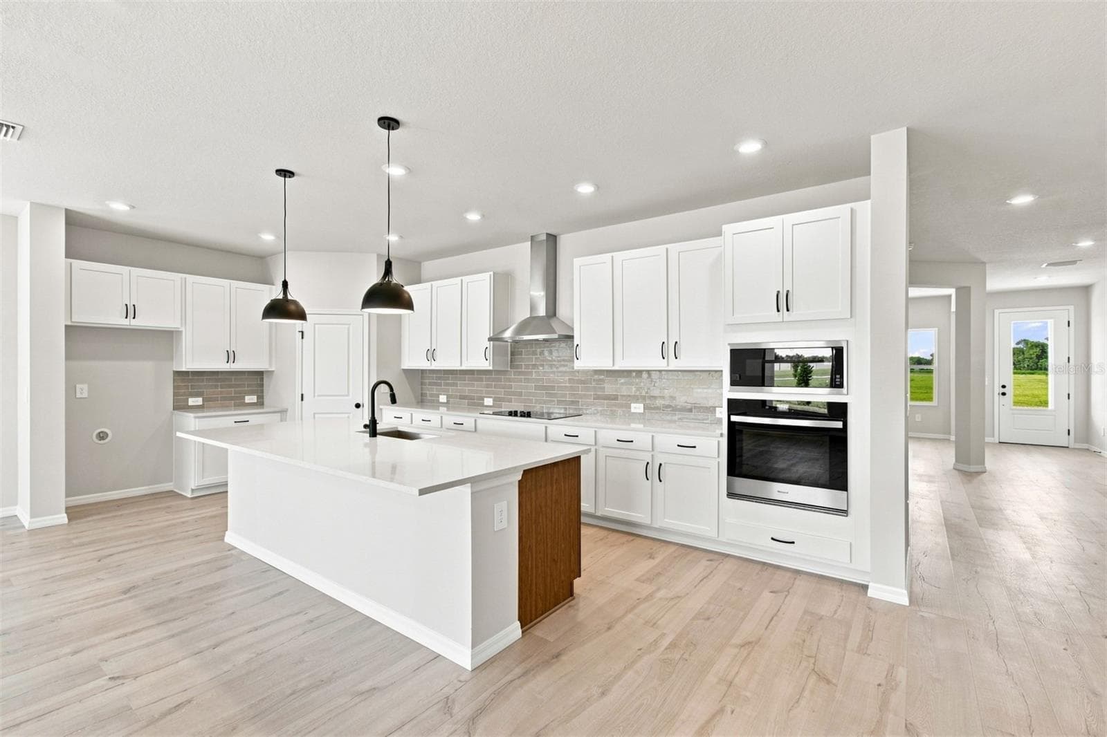 Kitchen - 314 STETSON RISE CT, PLANT CITY