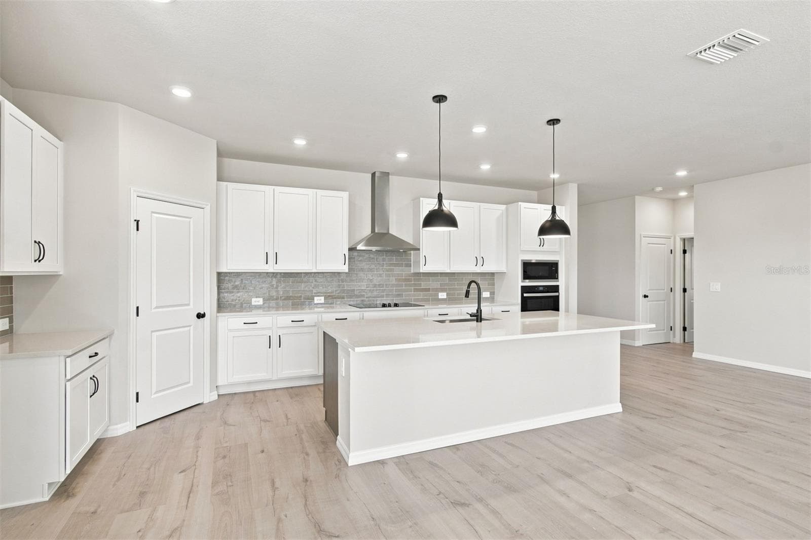 Kitchen - 314 STETSON RISE CT, PLANT CITY