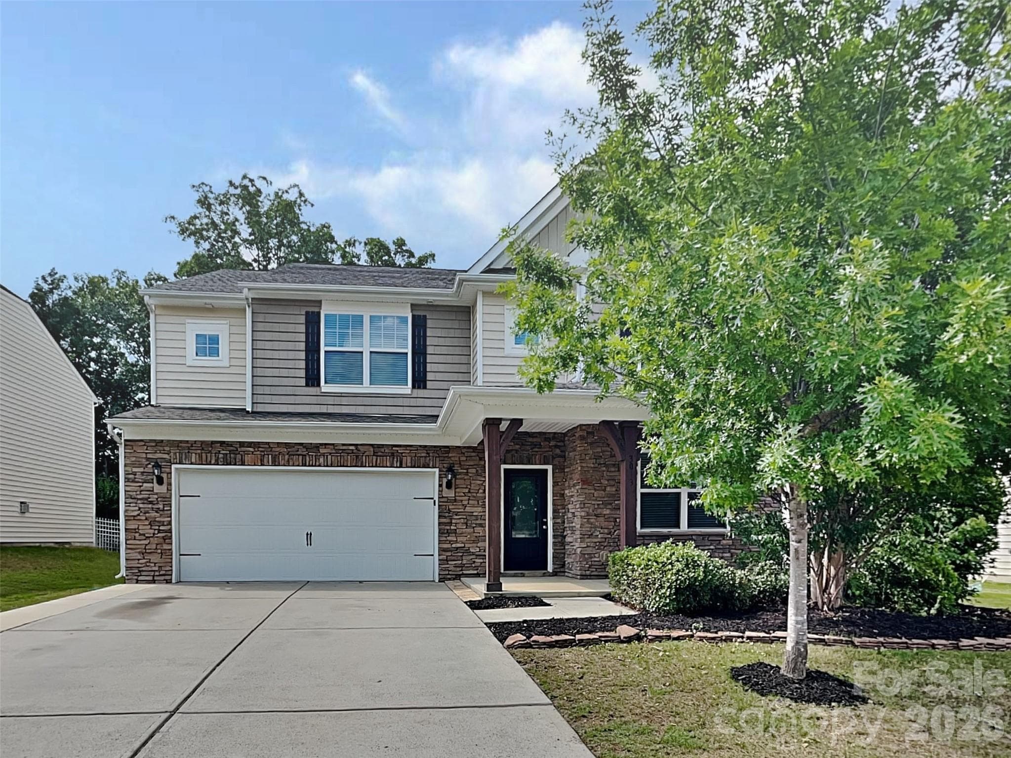 Single Family Residence at Waxhaw, photo 2 of 36