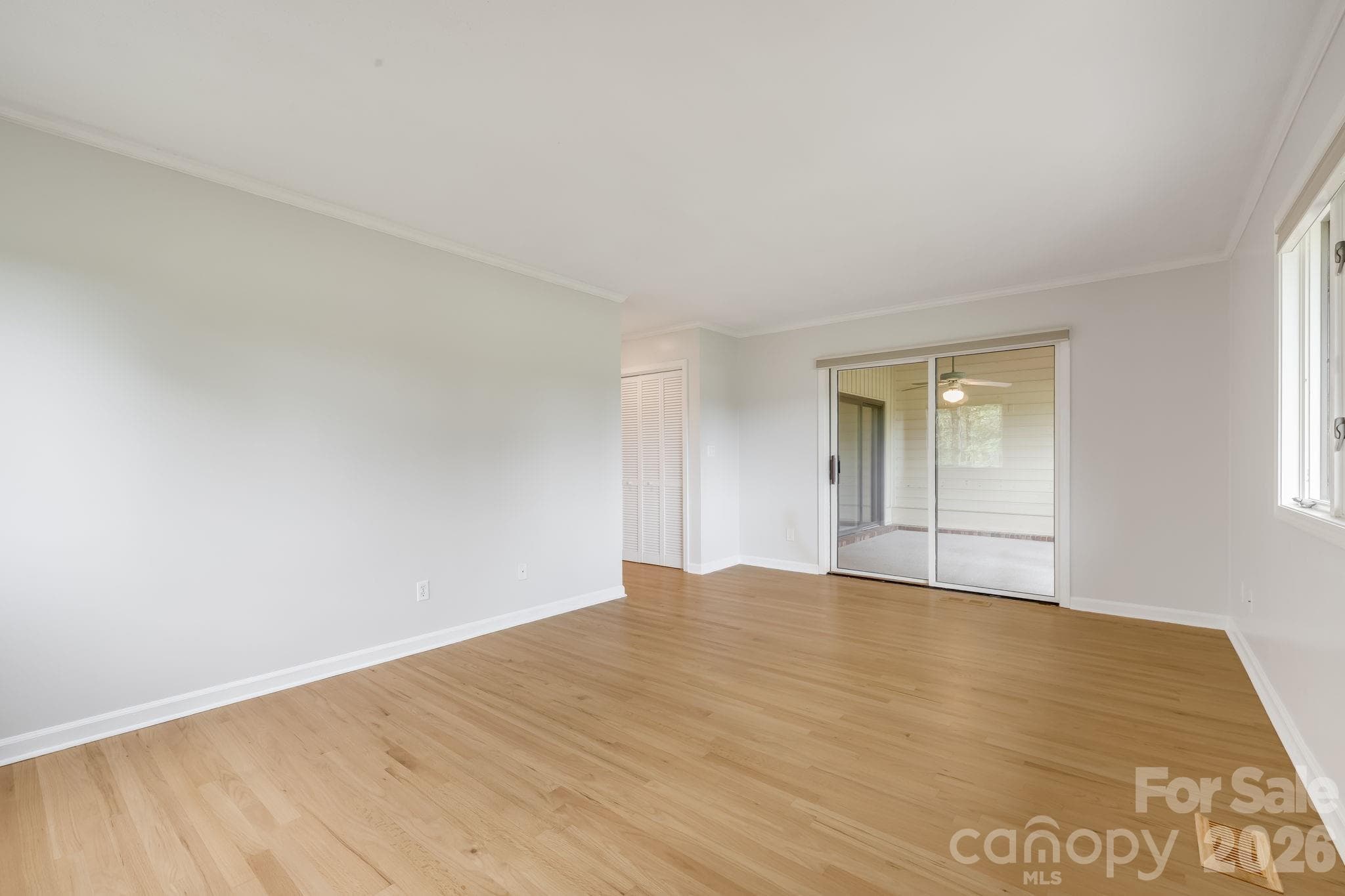Condominium at 15 Moland Drive, Etowah, photo 26 of 48