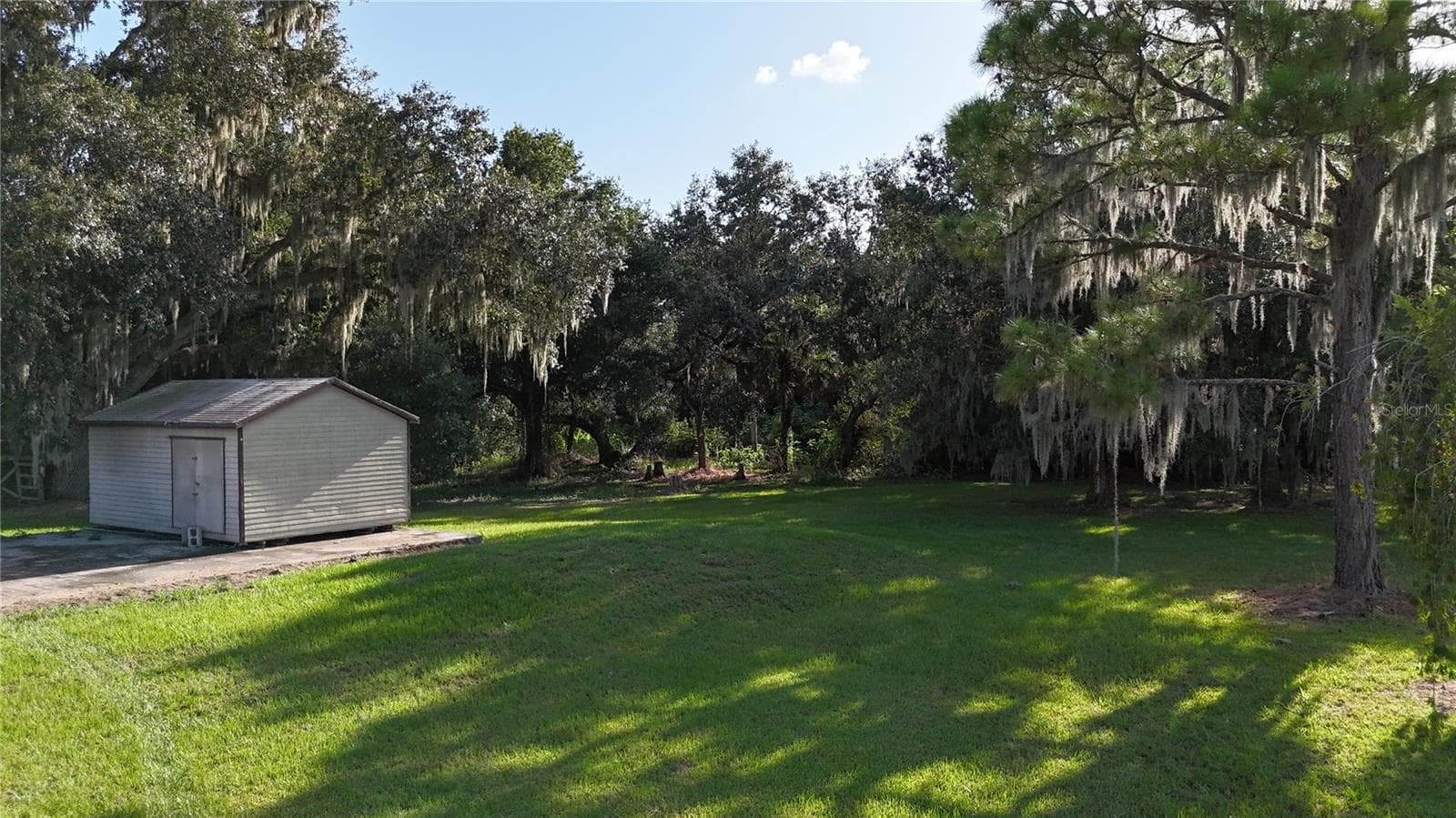 Manufactured Home at 3216 JACK JONES RD, WAUCHULA, photo 5 of 78