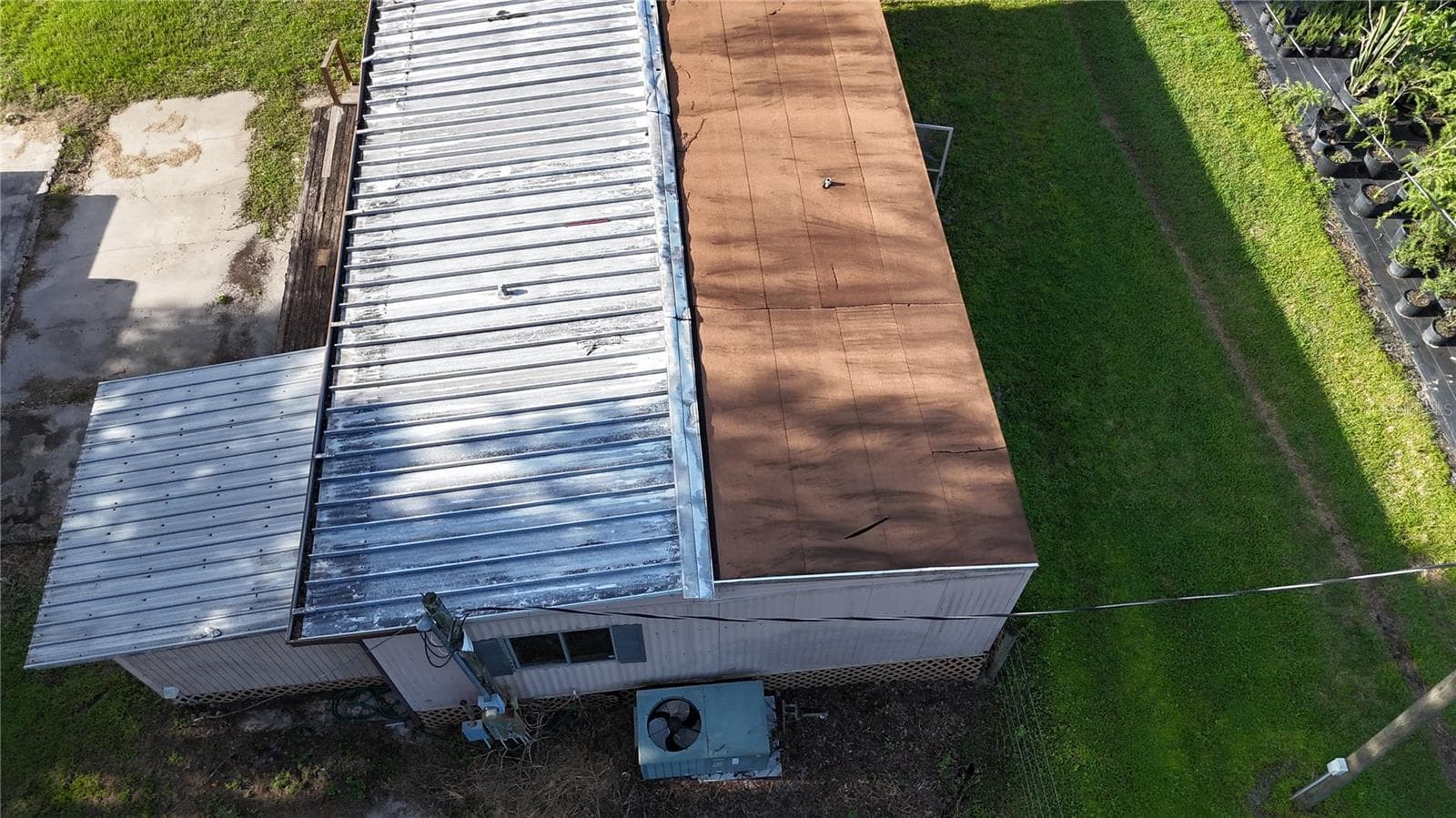 Manufactured Home at 3216 JACK JONES RD, WAUCHULA, photo 13 of 78