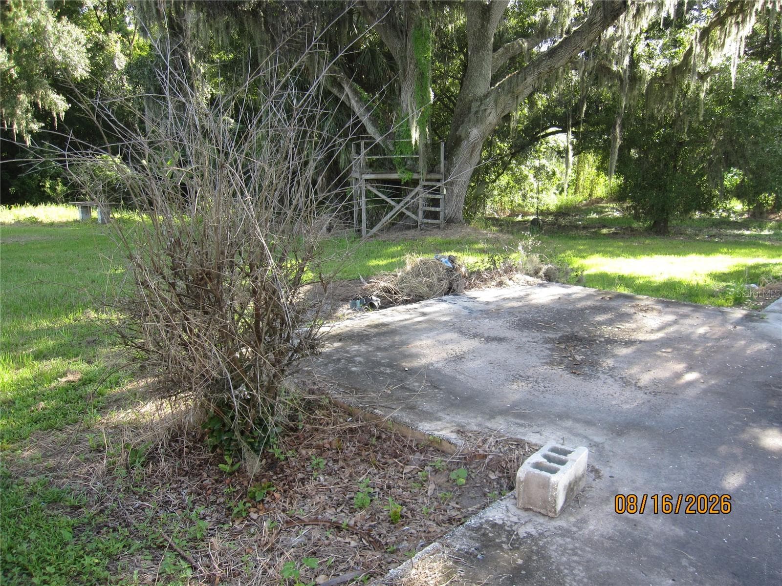 Manufactured Home at 3216 JACK JONES RD, WAUCHULA, photo 22 of 78