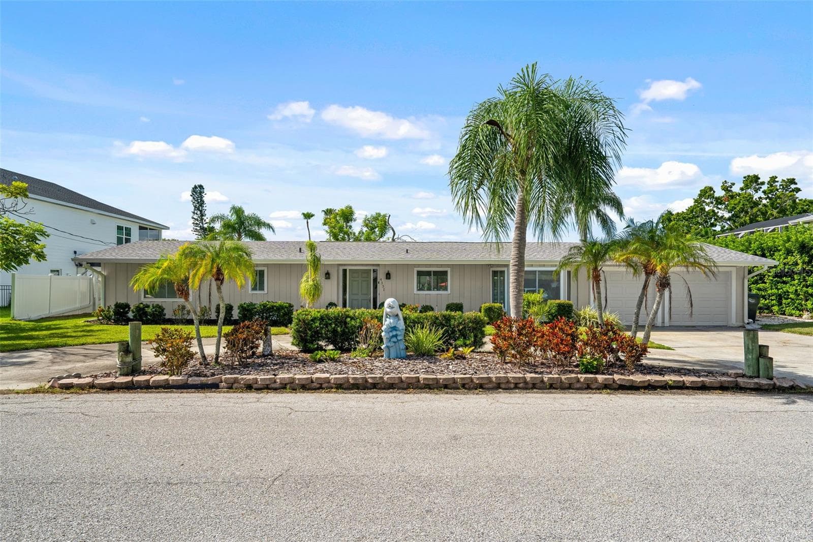 Single Family Residence at 4331 POMPANO LN, PALMETTO, photo 2 of 68