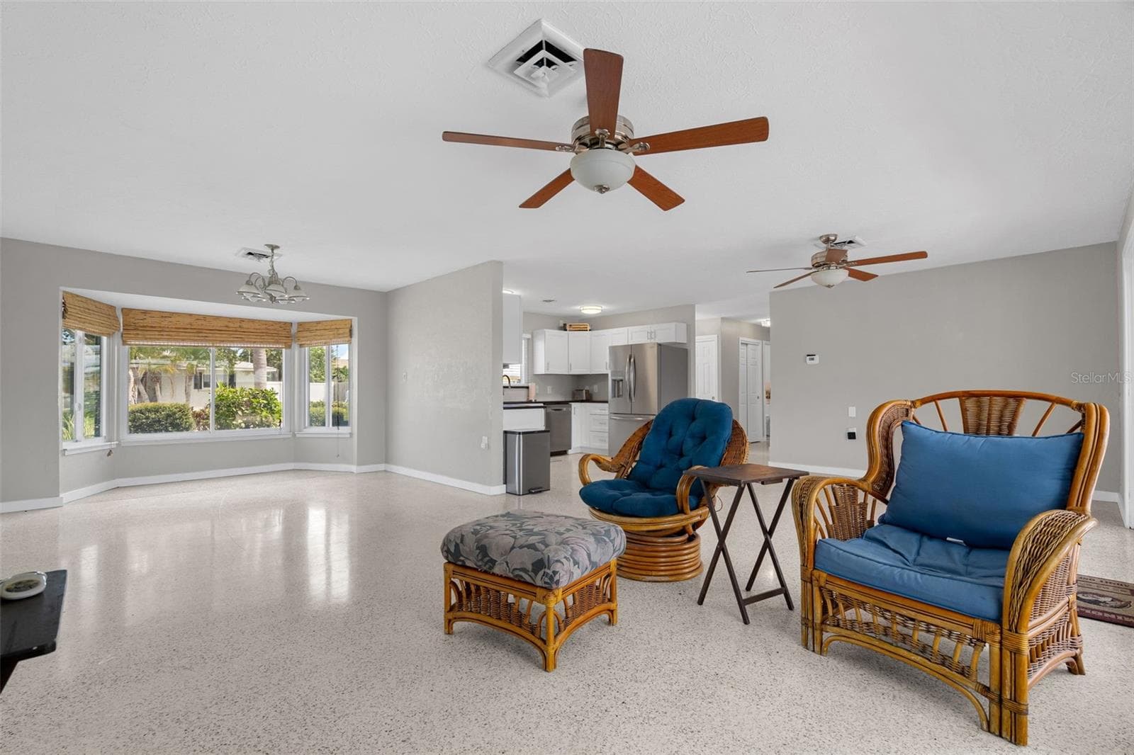 Single Family Residence at 4331 POMPANO LN, PALMETTO, photo 15 of 68