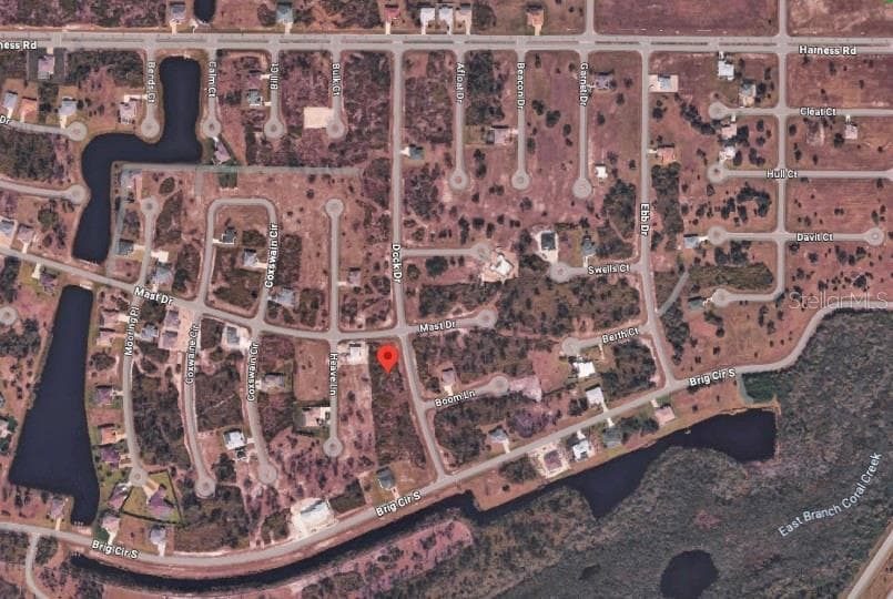 14 DOCK DR
