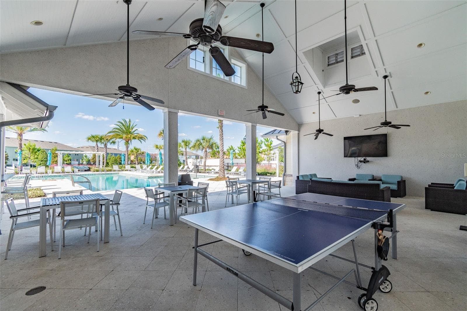 Club House - 18623 NOBLE CASPIAN DR, LUTZ