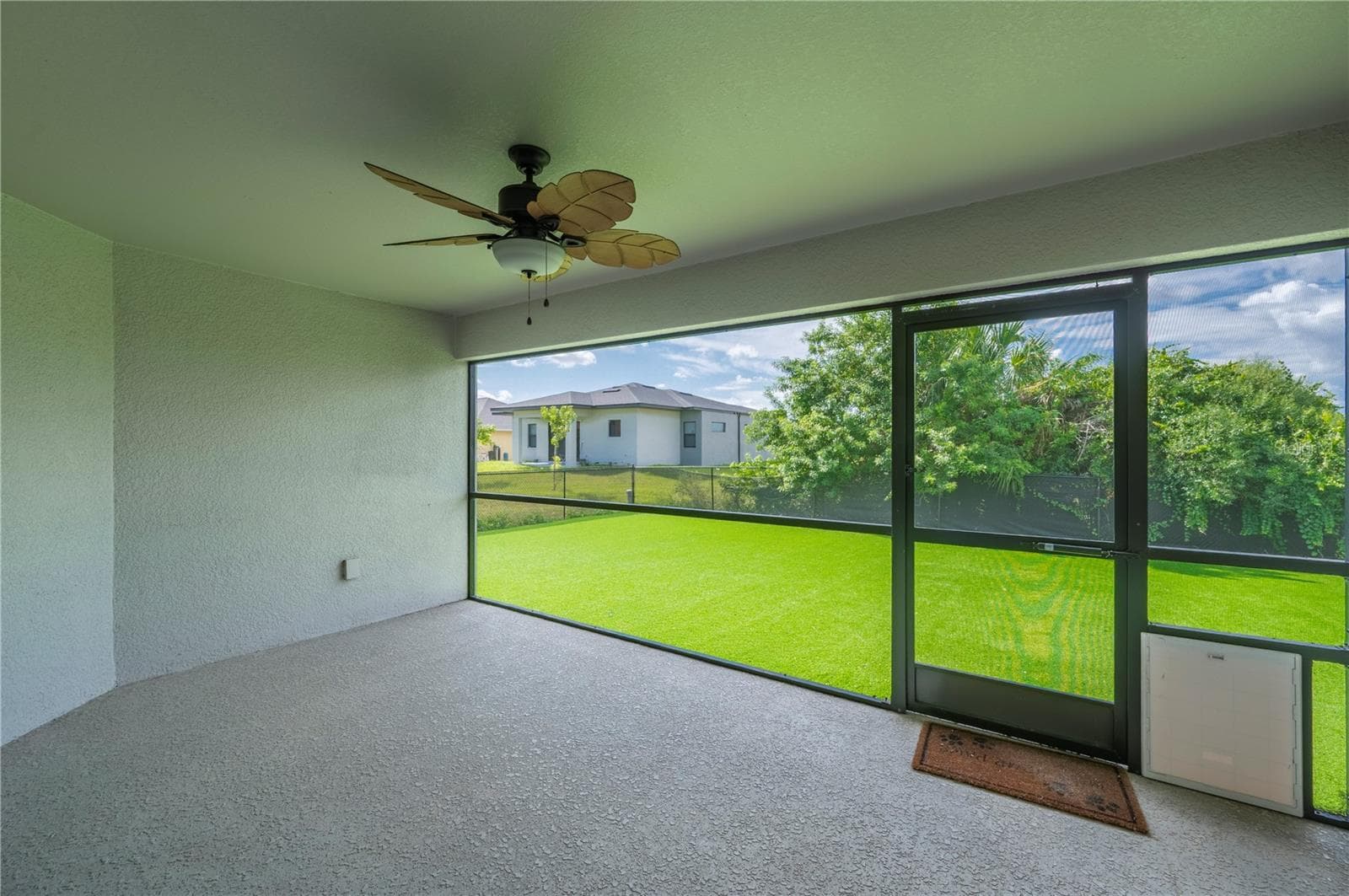 Spacious Lanai - 4302 NW 32ND ST, CAPE CORAL