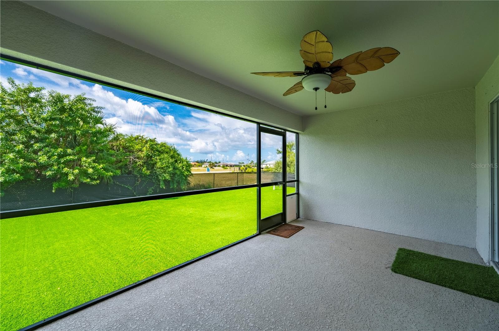 Spacious Lanai - 4302 NW 32ND ST, CAPE CORAL