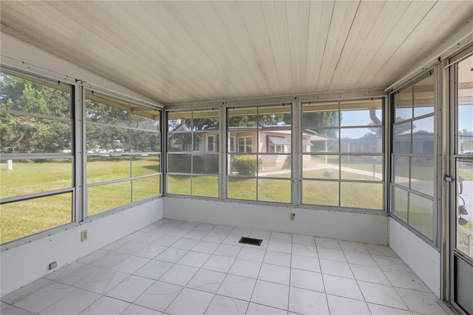 Screened Patio - 3417 WAX MYRTLE CIR, ZELLWOOD