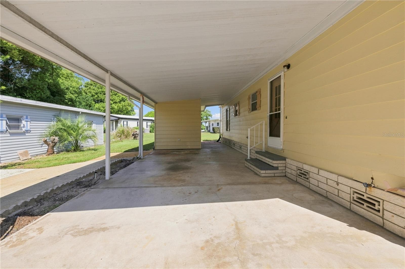 Manufactured Home at 3417 WAX MYRTLE CIR, ZELLWOOD, photo 30 of 42