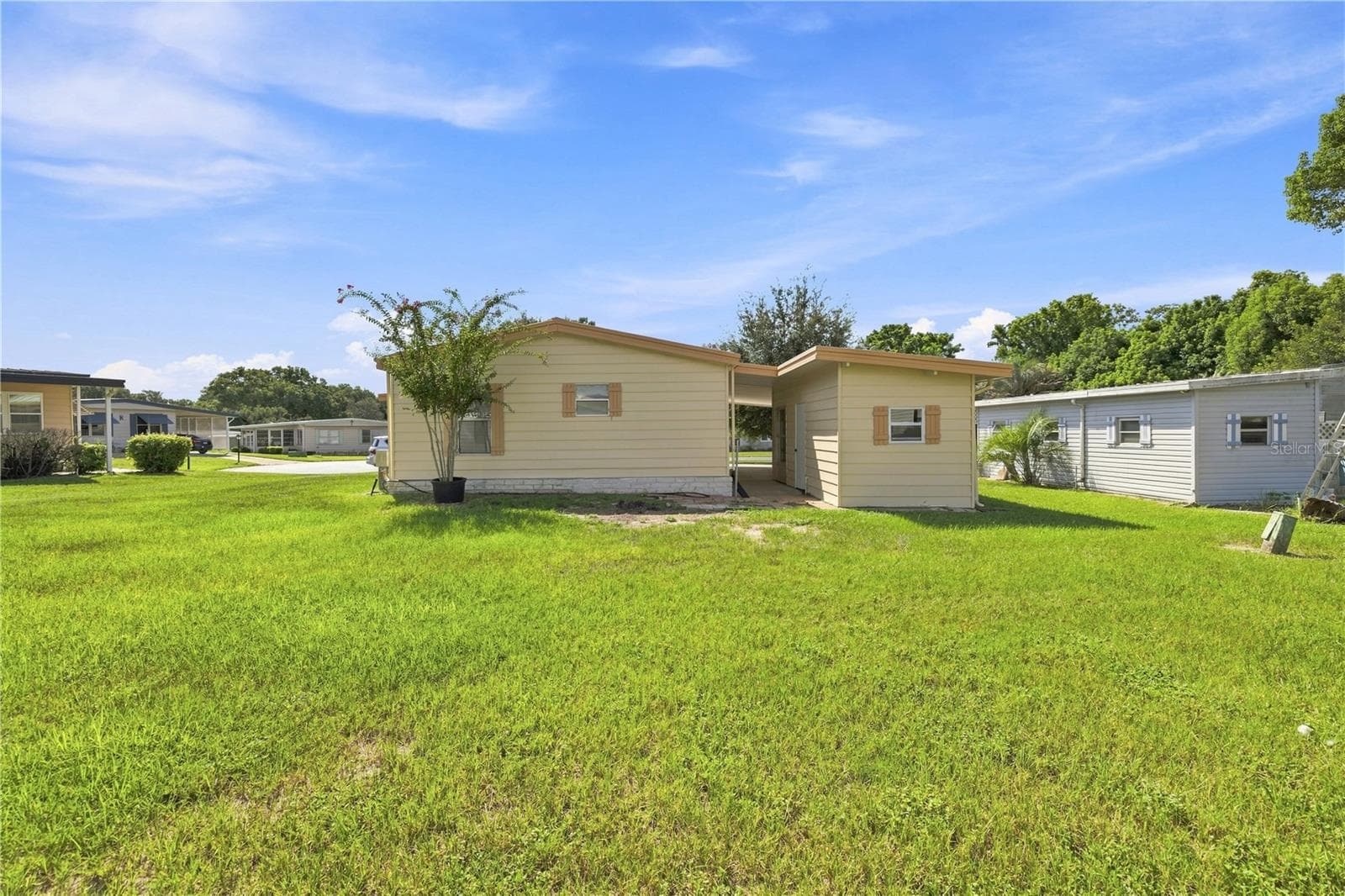 Manufactured Home at 3417 WAX MYRTLE CIR, ZELLWOOD, photo 33 of 42