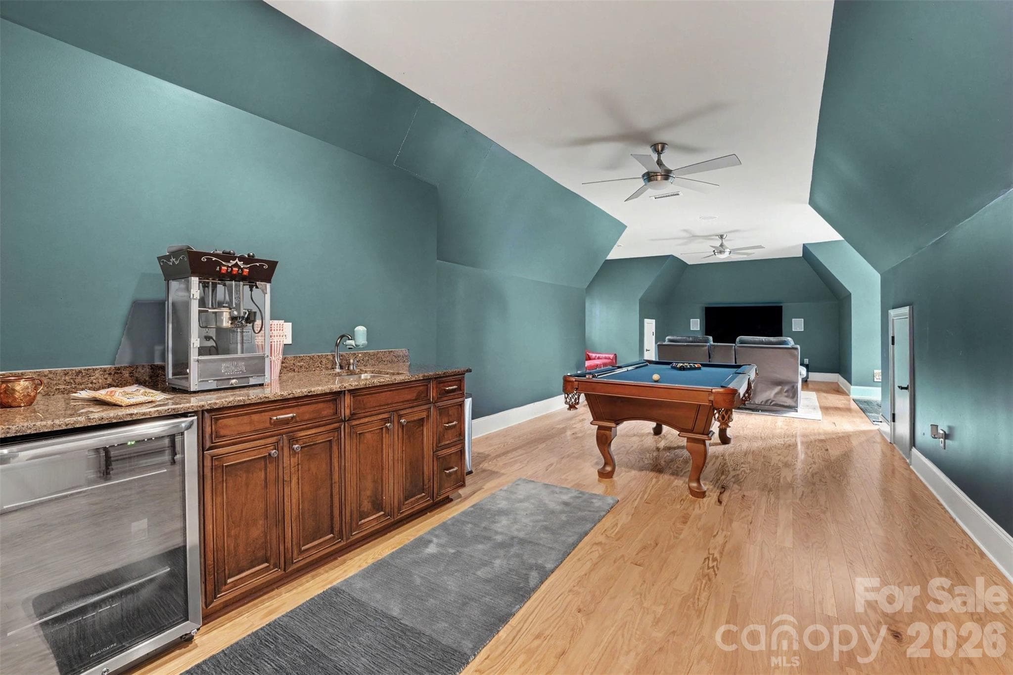 Huge bonus/media game room - 7484 Cottonwood Drive, Denver