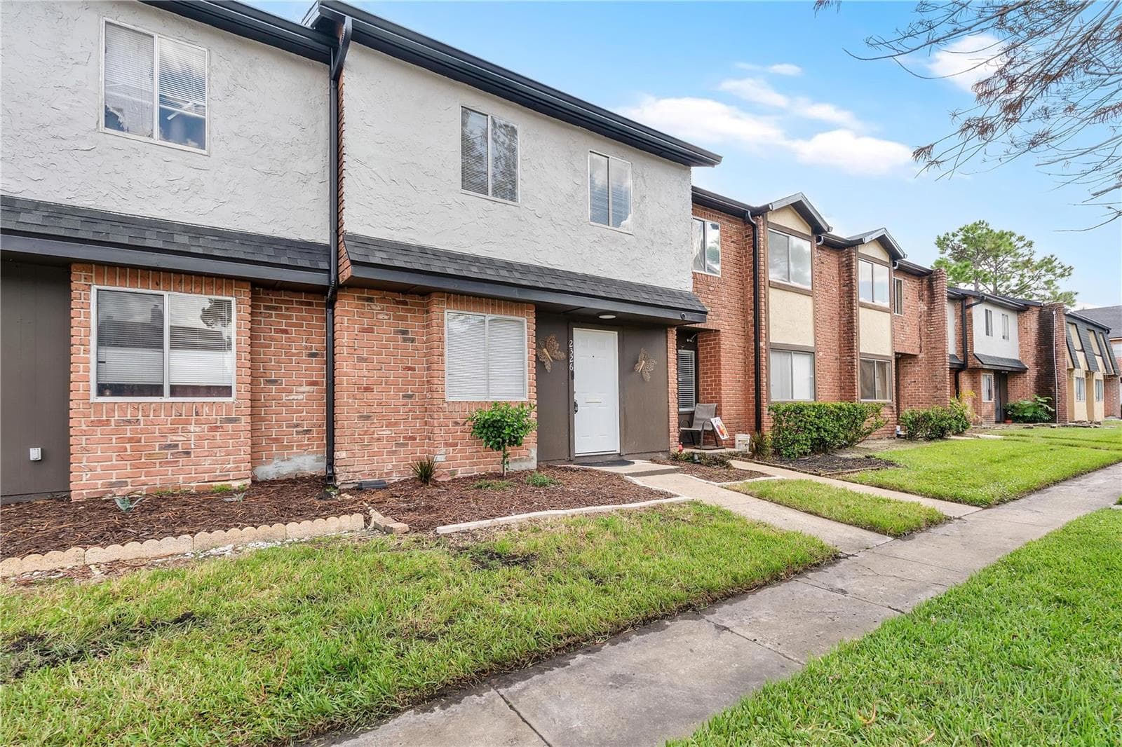 Condominium at 2326 HUNTINGTON GREEN CT #4, ORLANDO, photo 3 of 36