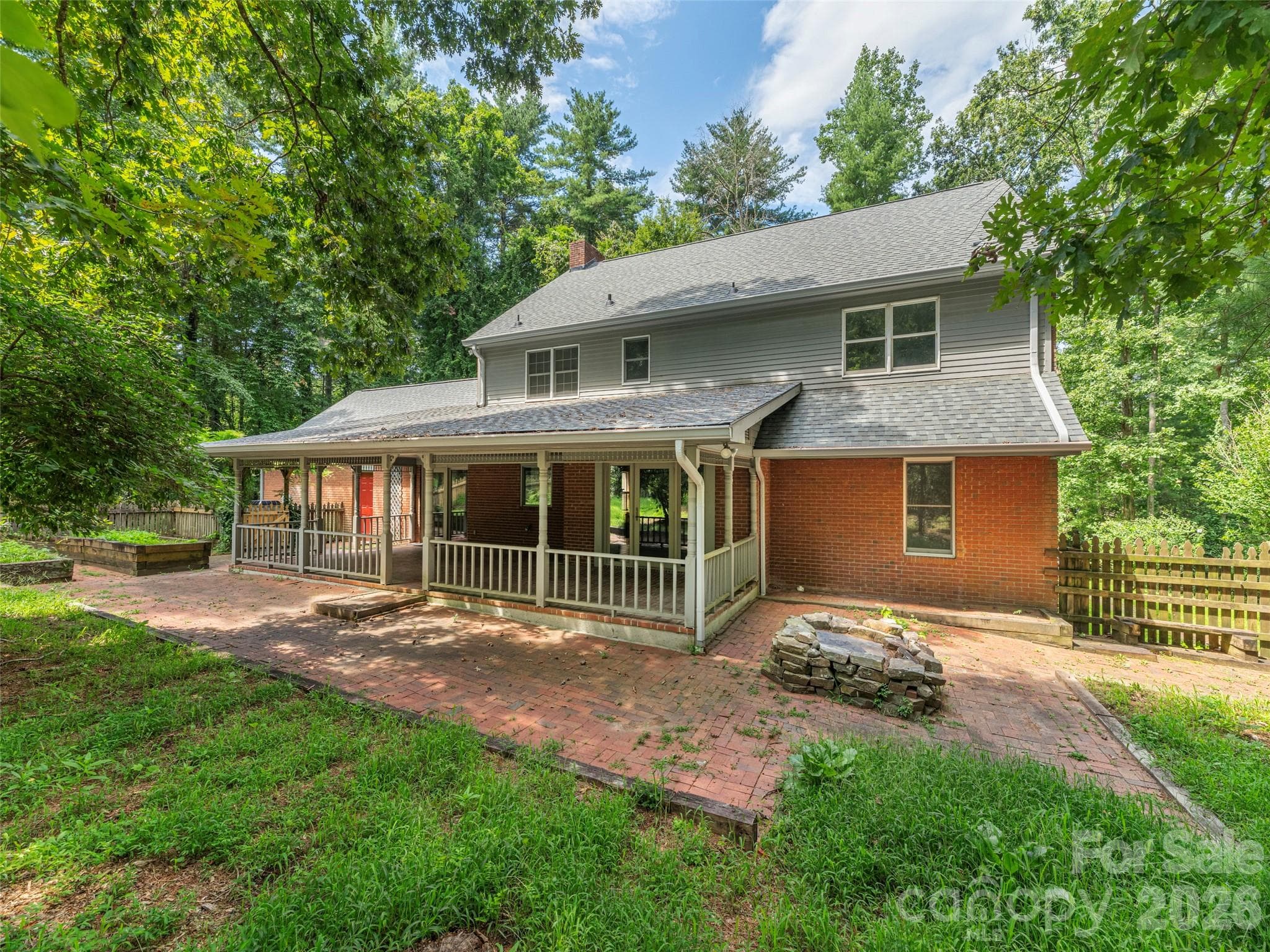 Single Family Residence at 200 Heathcote Road, Hendersonville, photo 40 of 46