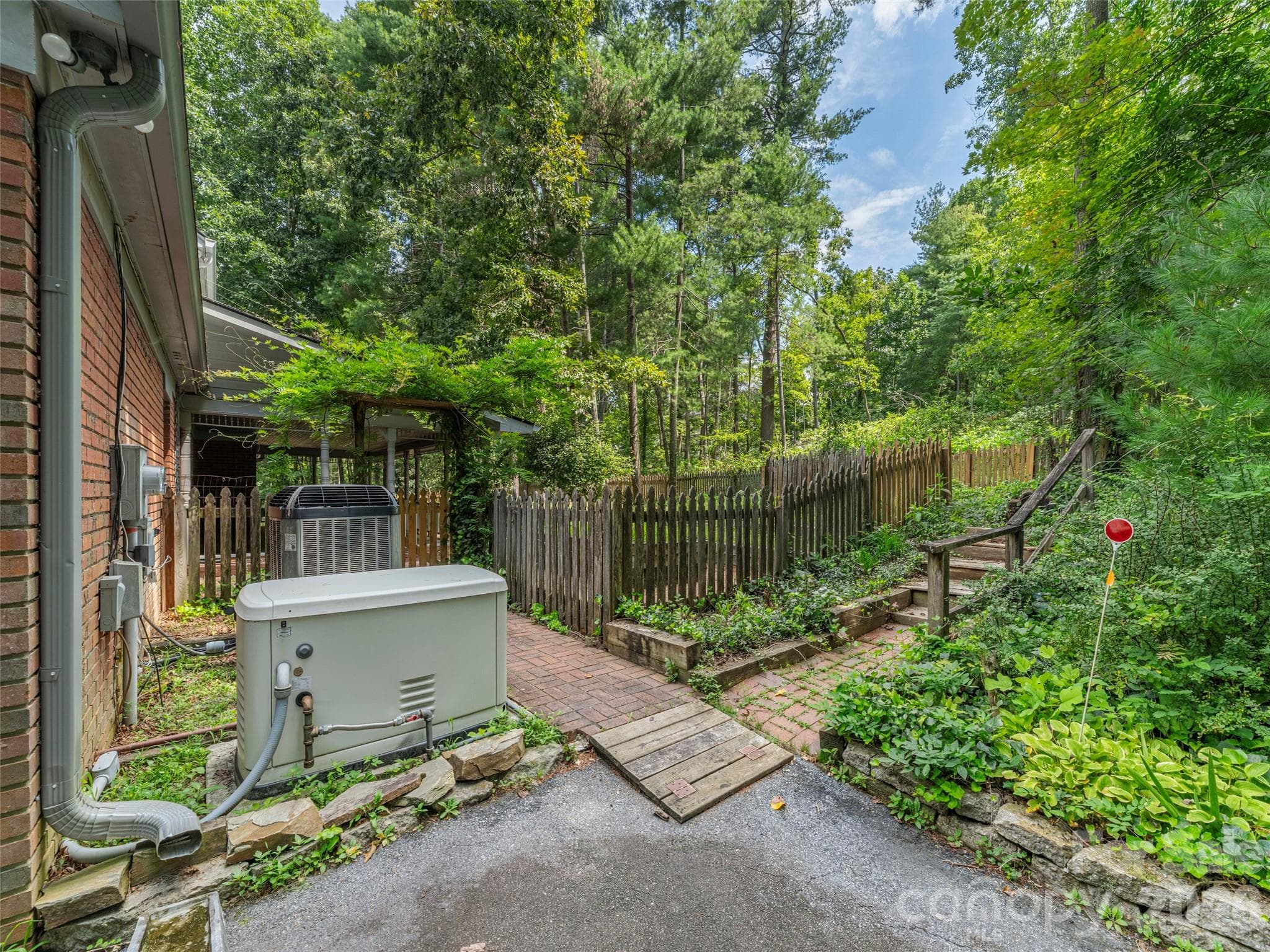 Single Family Residence at 200 Heathcote Road, Hendersonville, photo 42 of 46
