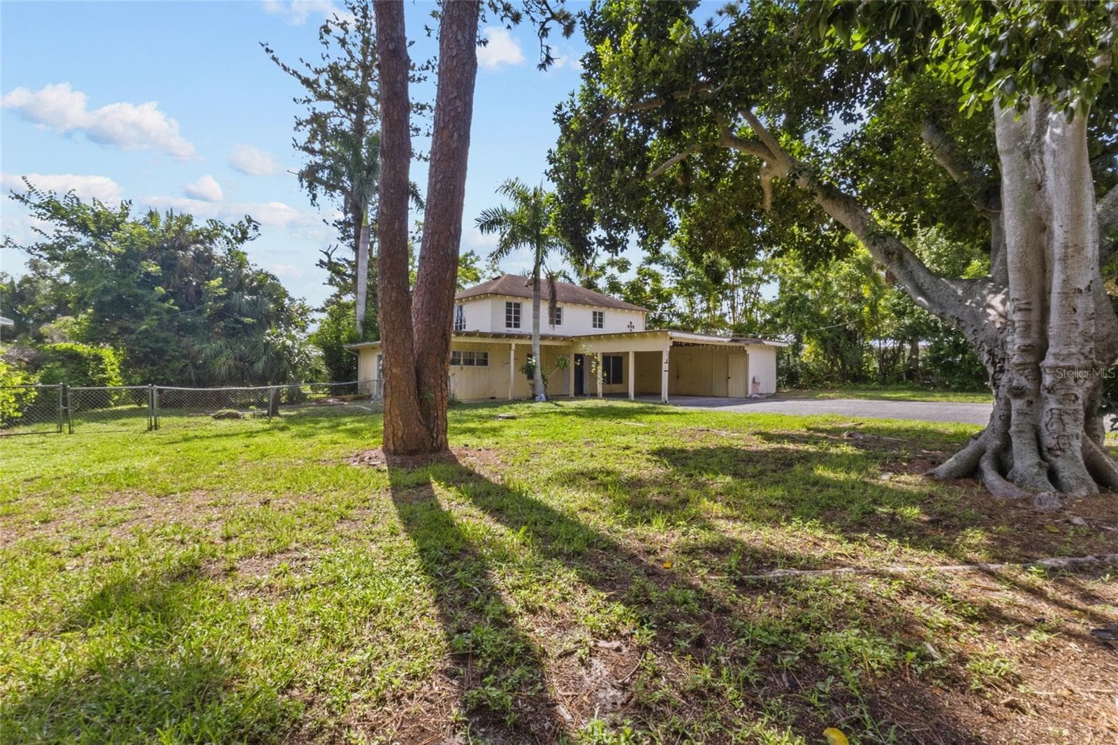Single Family Residence at 103 40TH STREET CT NW, BRADENTON, photo 9 of 10