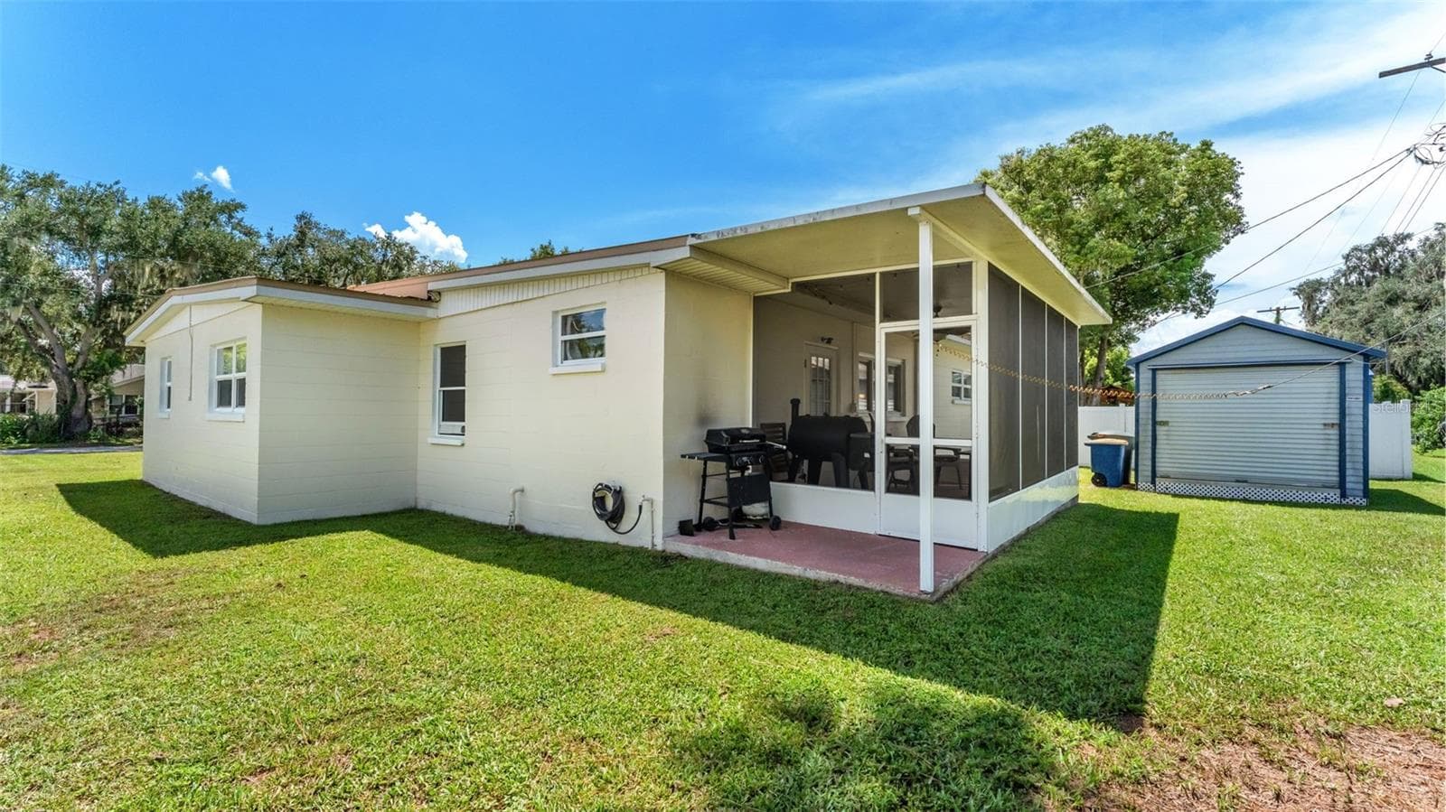 Single Family Residence at 680 SUNSET DR, BARTOW, photo 37 of 45