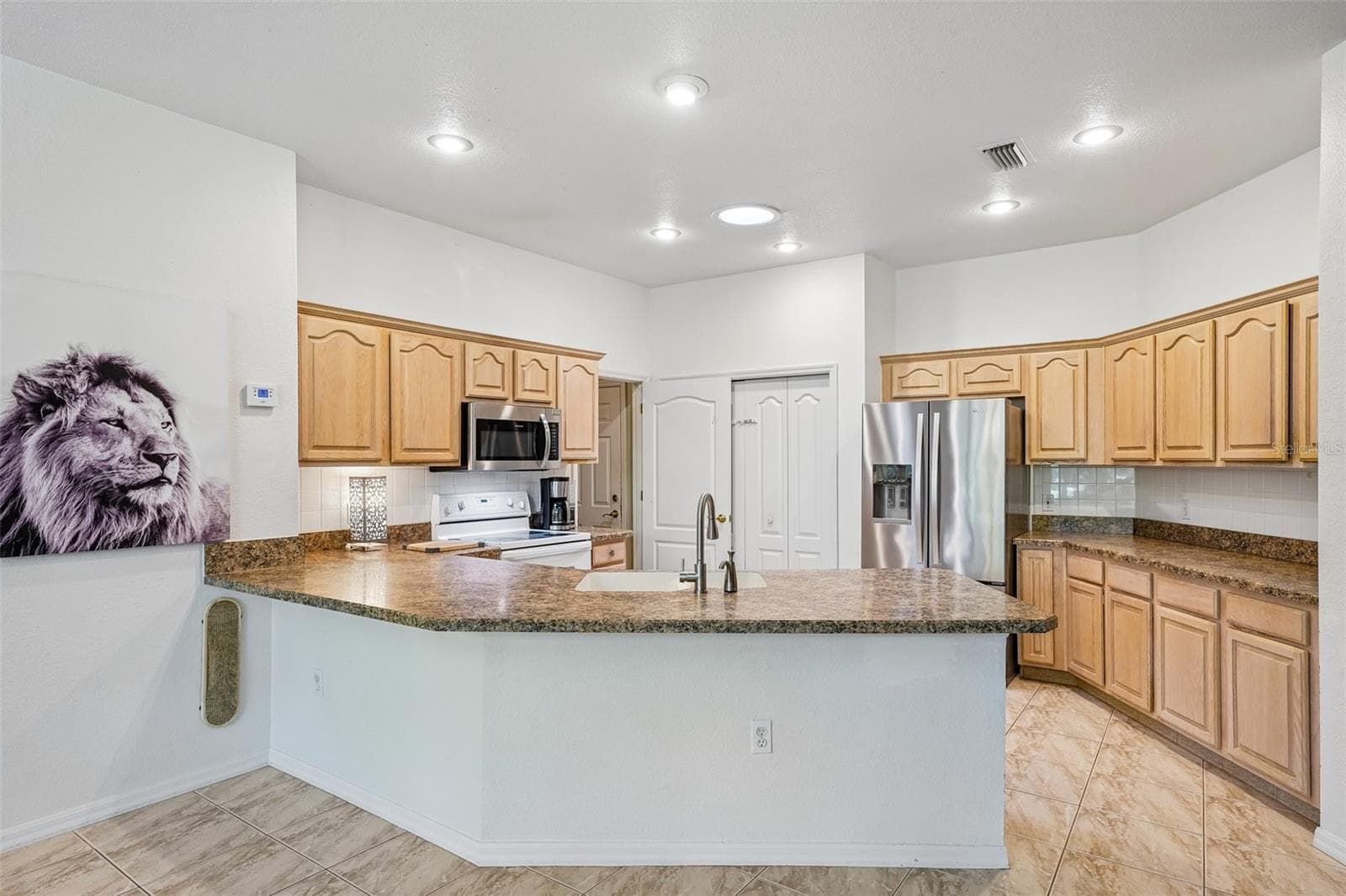 Single Family Residence at 9579 SW 195 CIR, DUNNELLON, photo 10 of 39