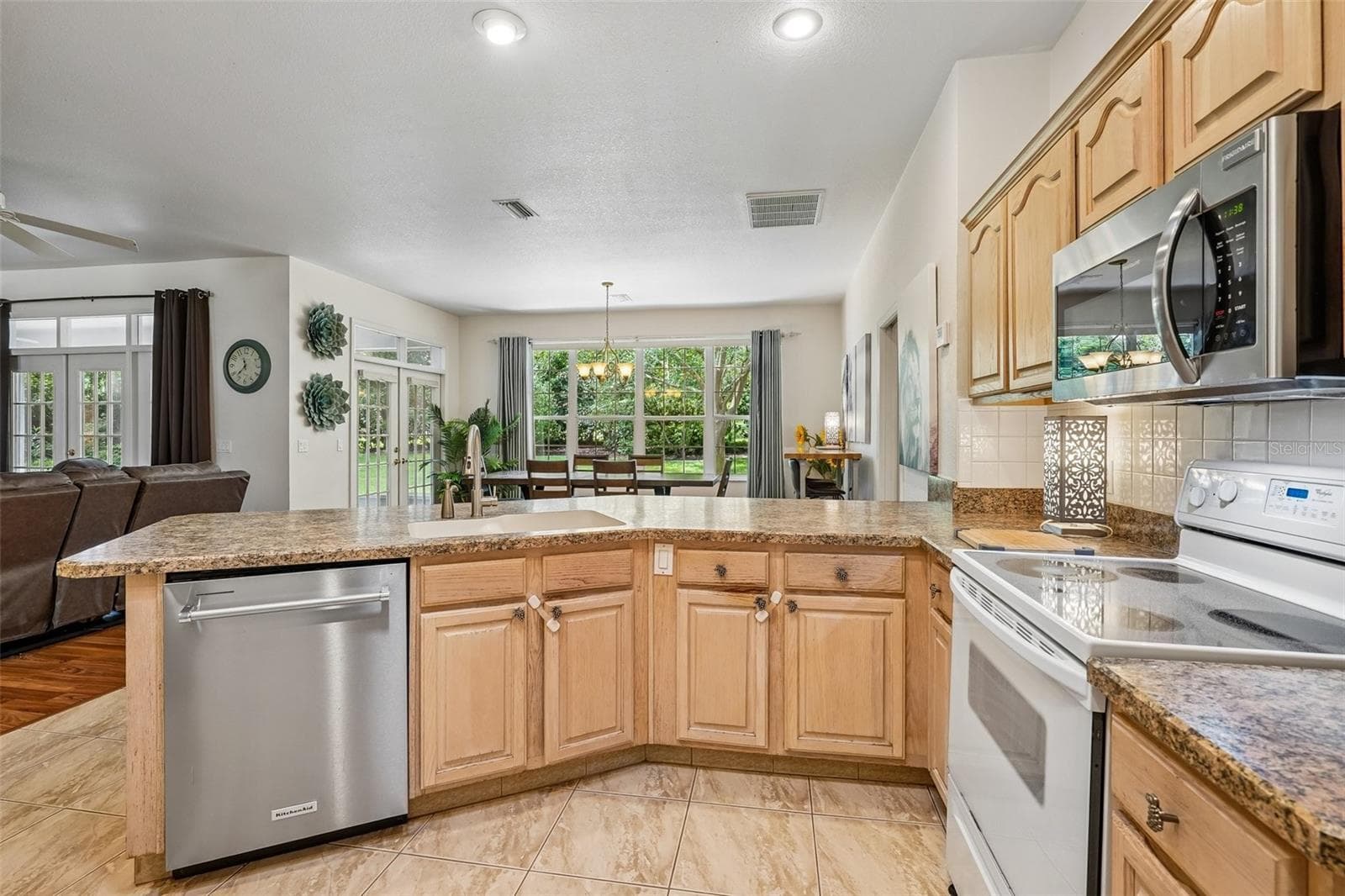 Single Family Residence at 9579 SW 195 CIR, DUNNELLON, photo 11 of 39