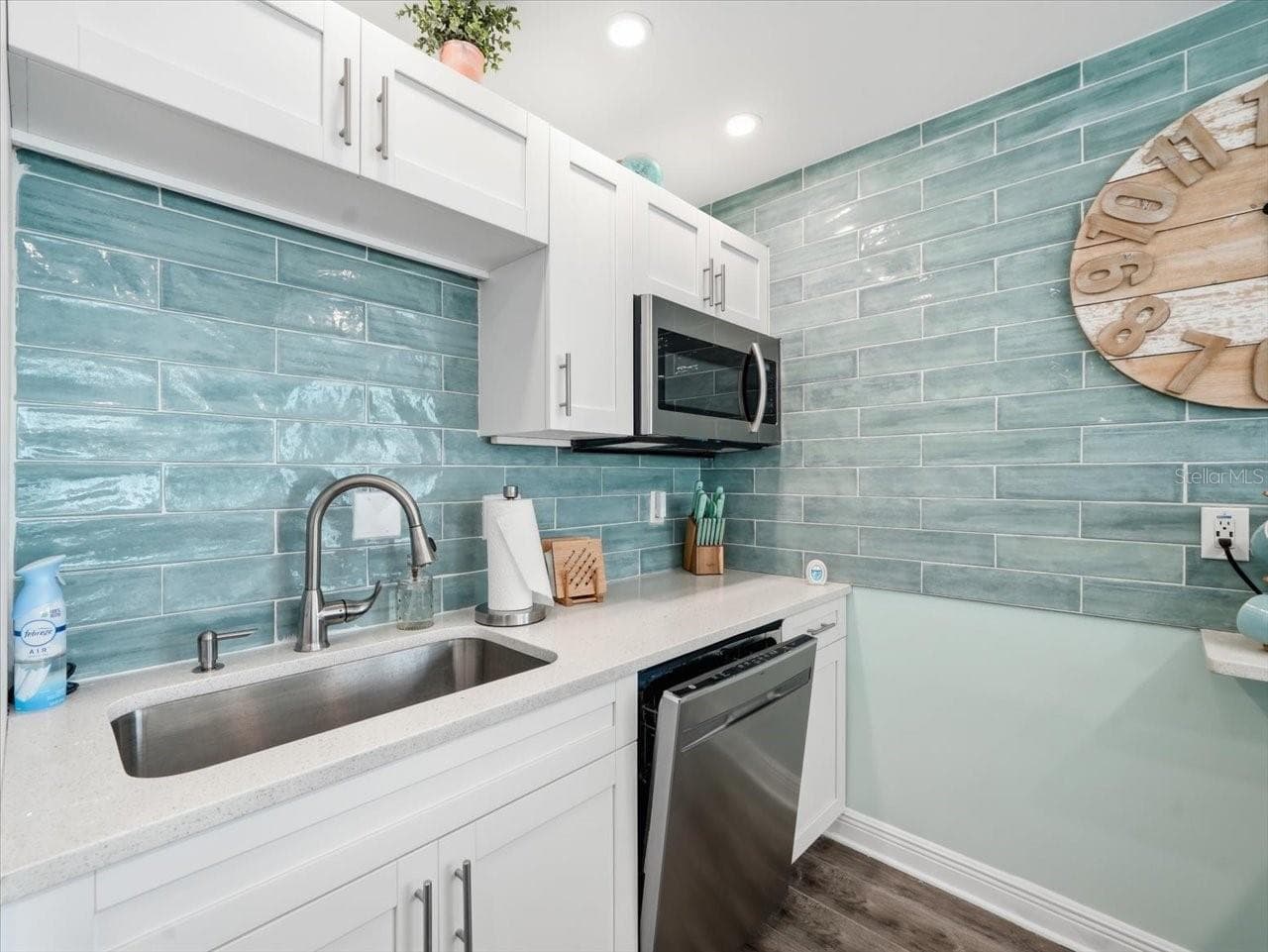 Condominium at 14800 GULF BLVD #207, MADEIRA BEACH, photo 13 of 62