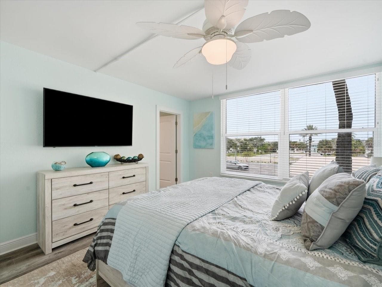 Condominium at 14800 GULF BLVD #207, MADEIRA BEACH, photo 29 of 62