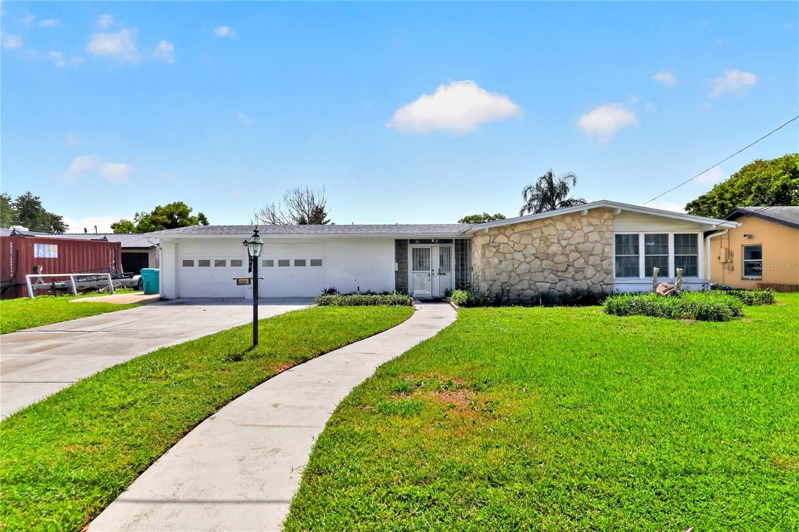 2604 REEF CT