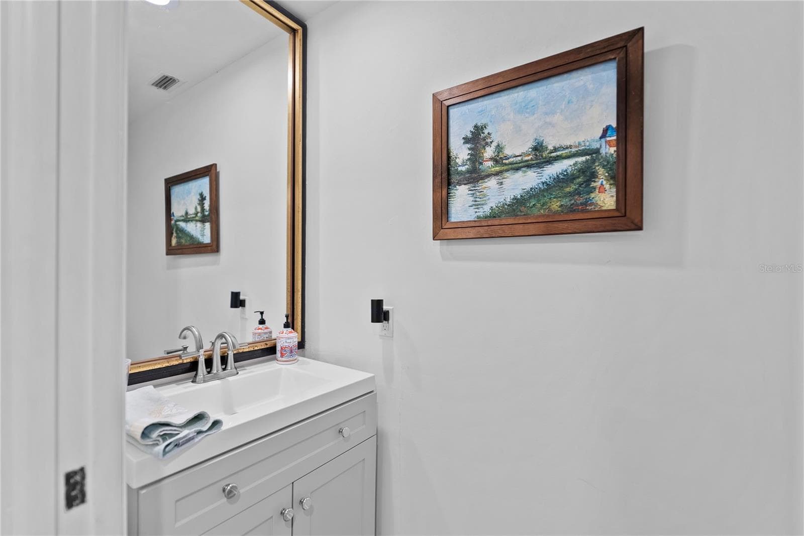1/2 Bathroom - 5357 COBBLESTONE CT, WESLEY CHAPEL