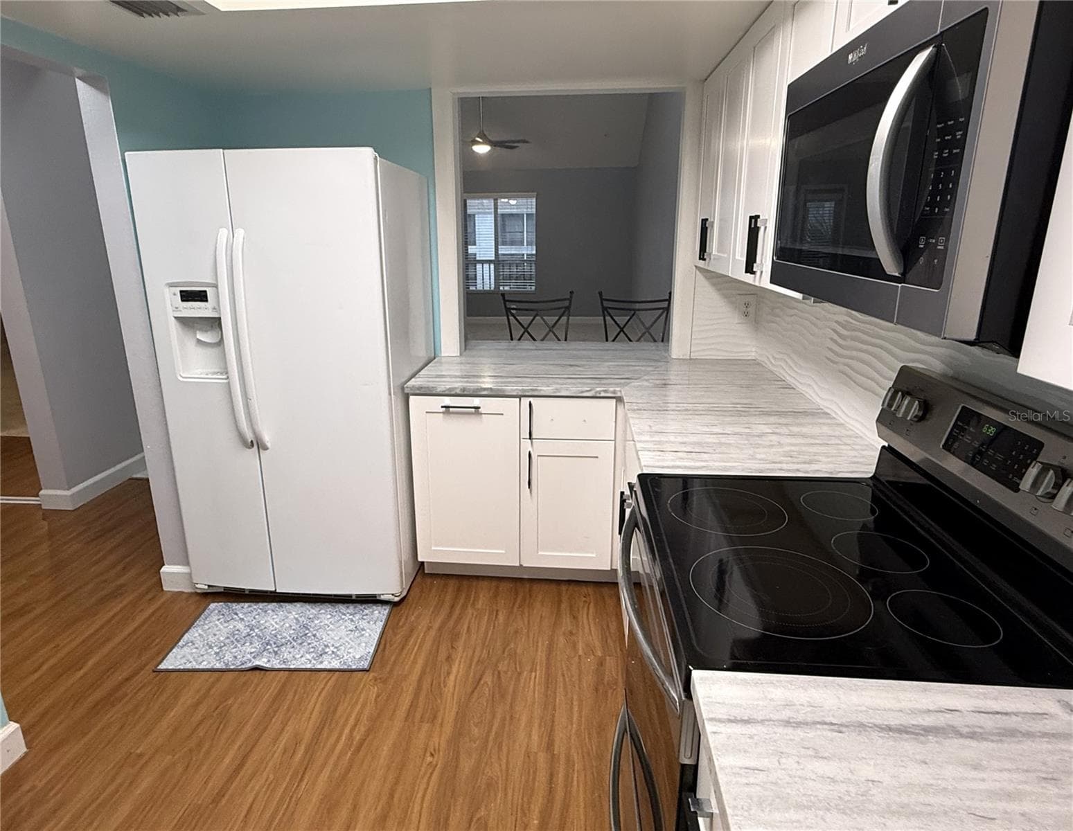 Kitchen with Plenty Cabinet Space - 259 FENWICK DR #34, VENICE