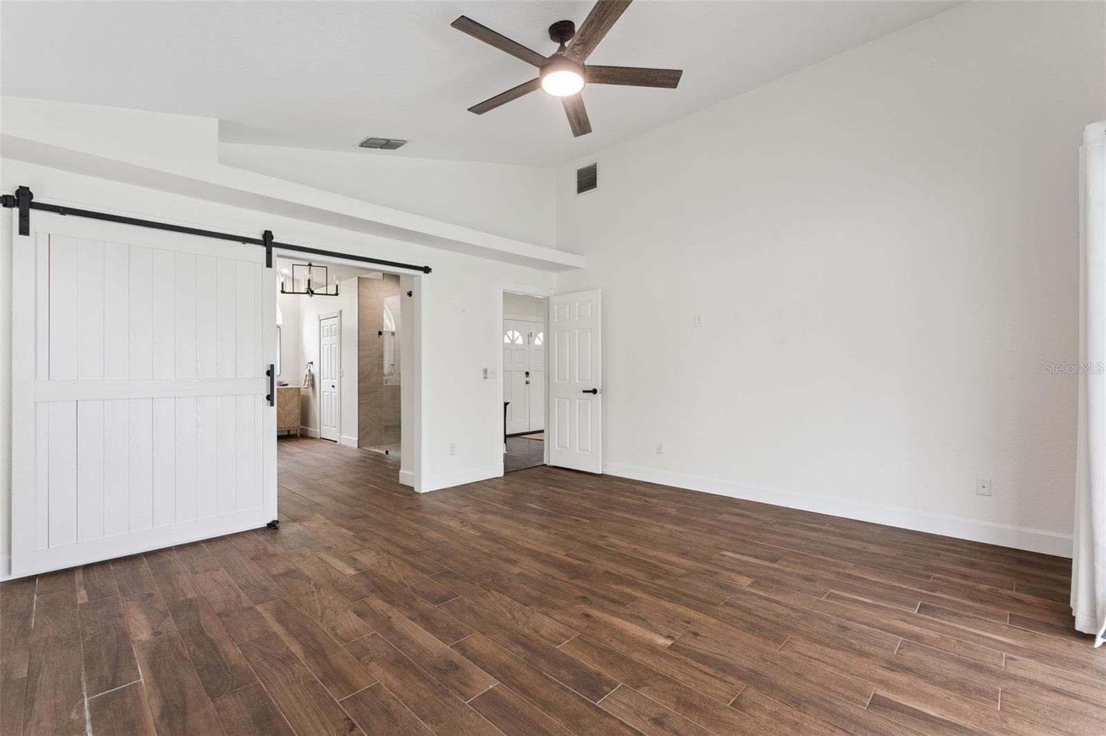 Single Family Residence at 13627 DORNOCH DR, ORLANDO, photo 10 of 36