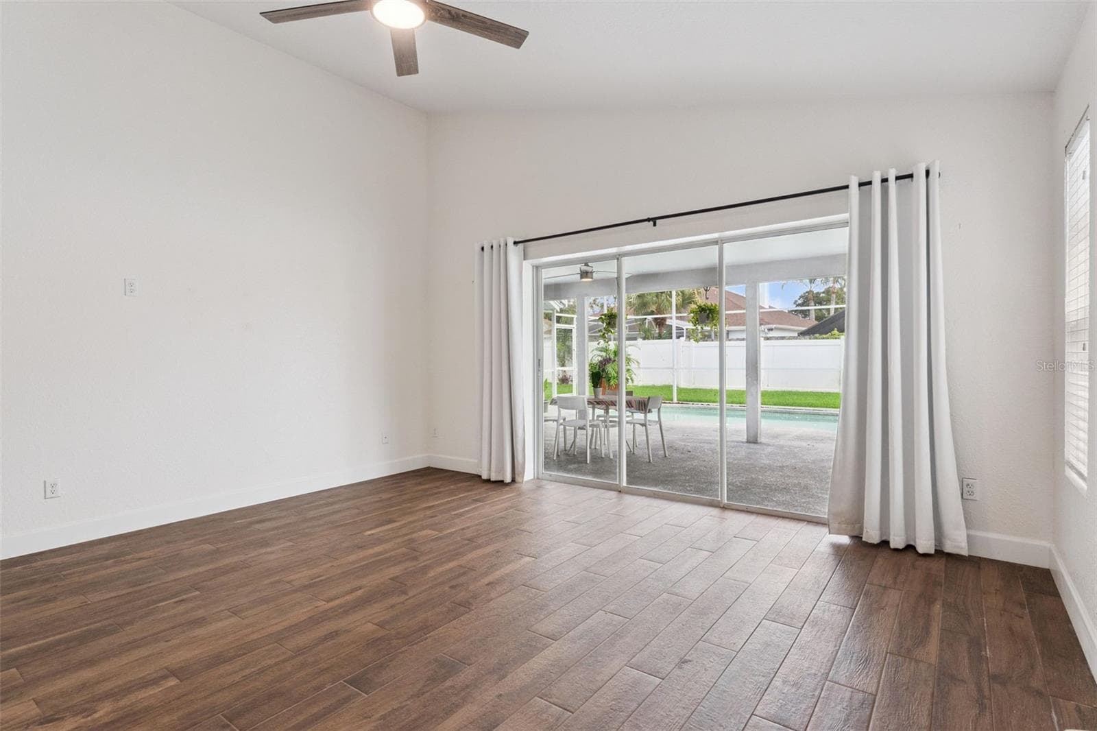 Single Family Residence at 13627 DORNOCH DR, ORLANDO, photo 12 of 36
