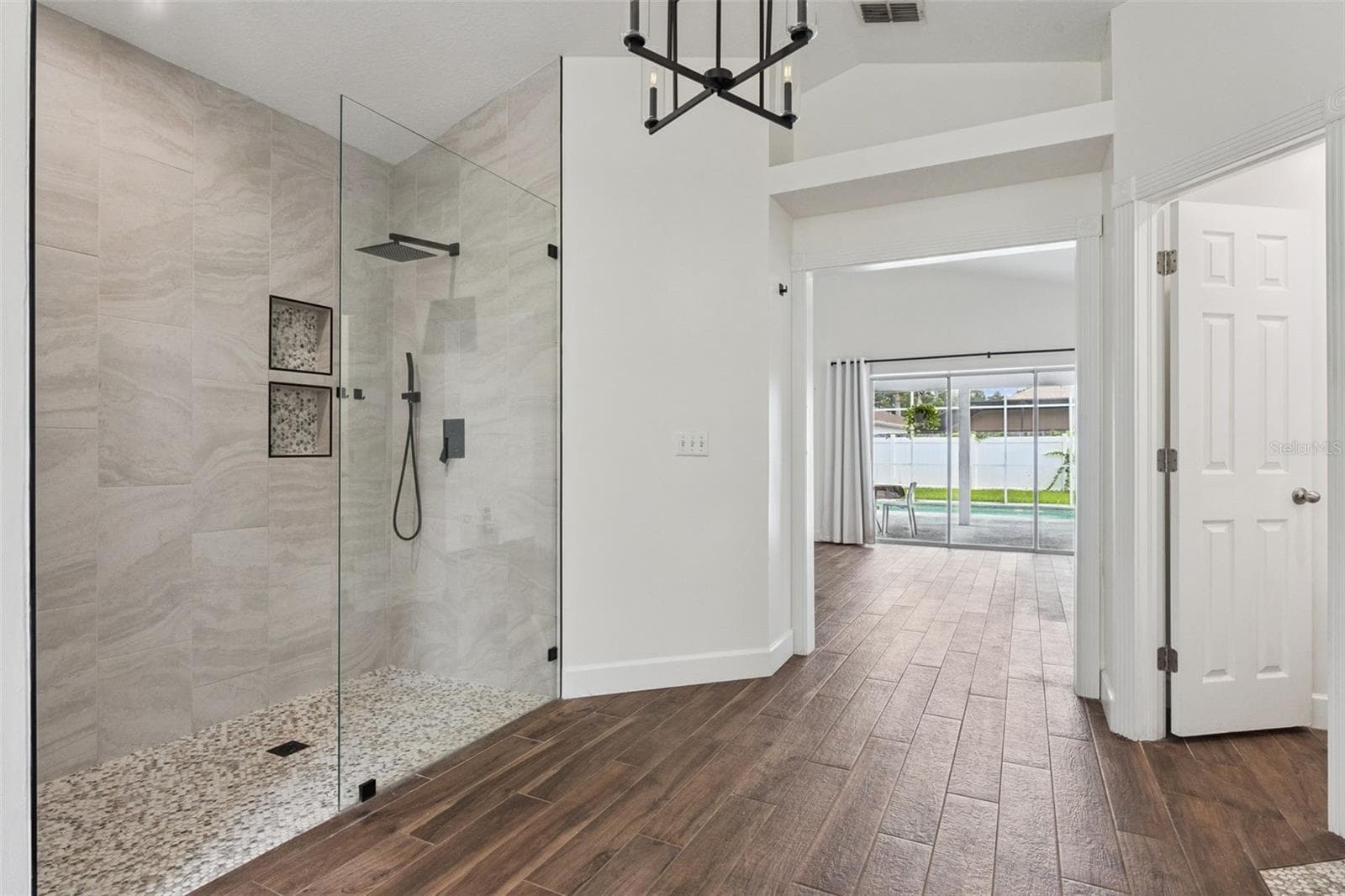 Single Family Residence at 13627 DORNOCH DR, ORLANDO, photo 16 of 36