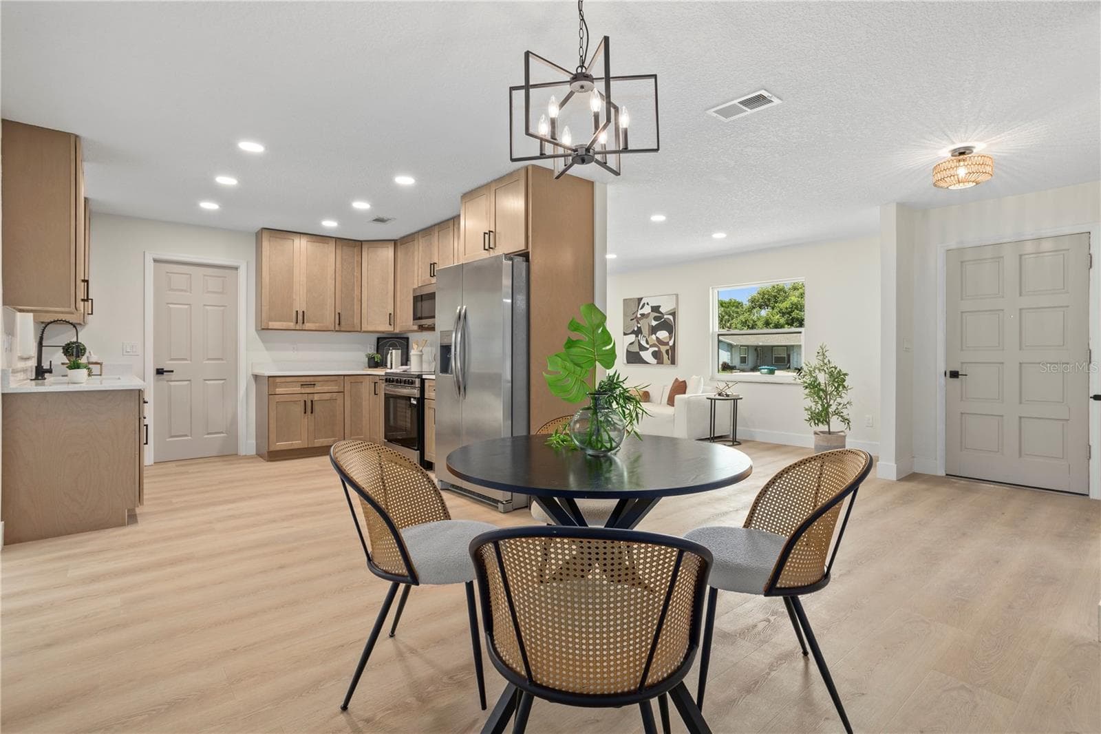 Dining Area | Kitchen - 530 GEORGIA AVE, LONGWOOD