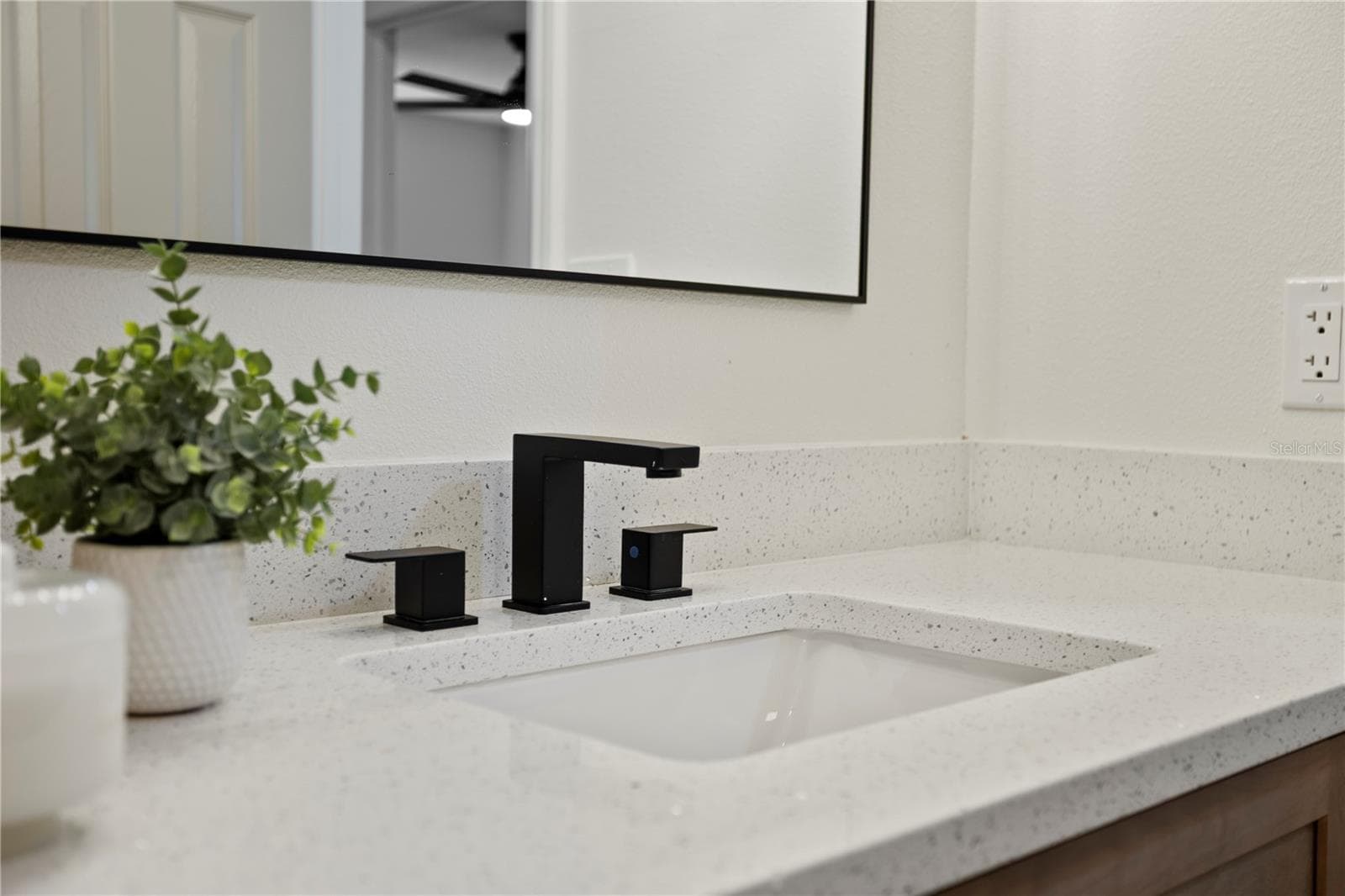 Secondary Bath - 530 GEORGIA AVE, LONGWOOD