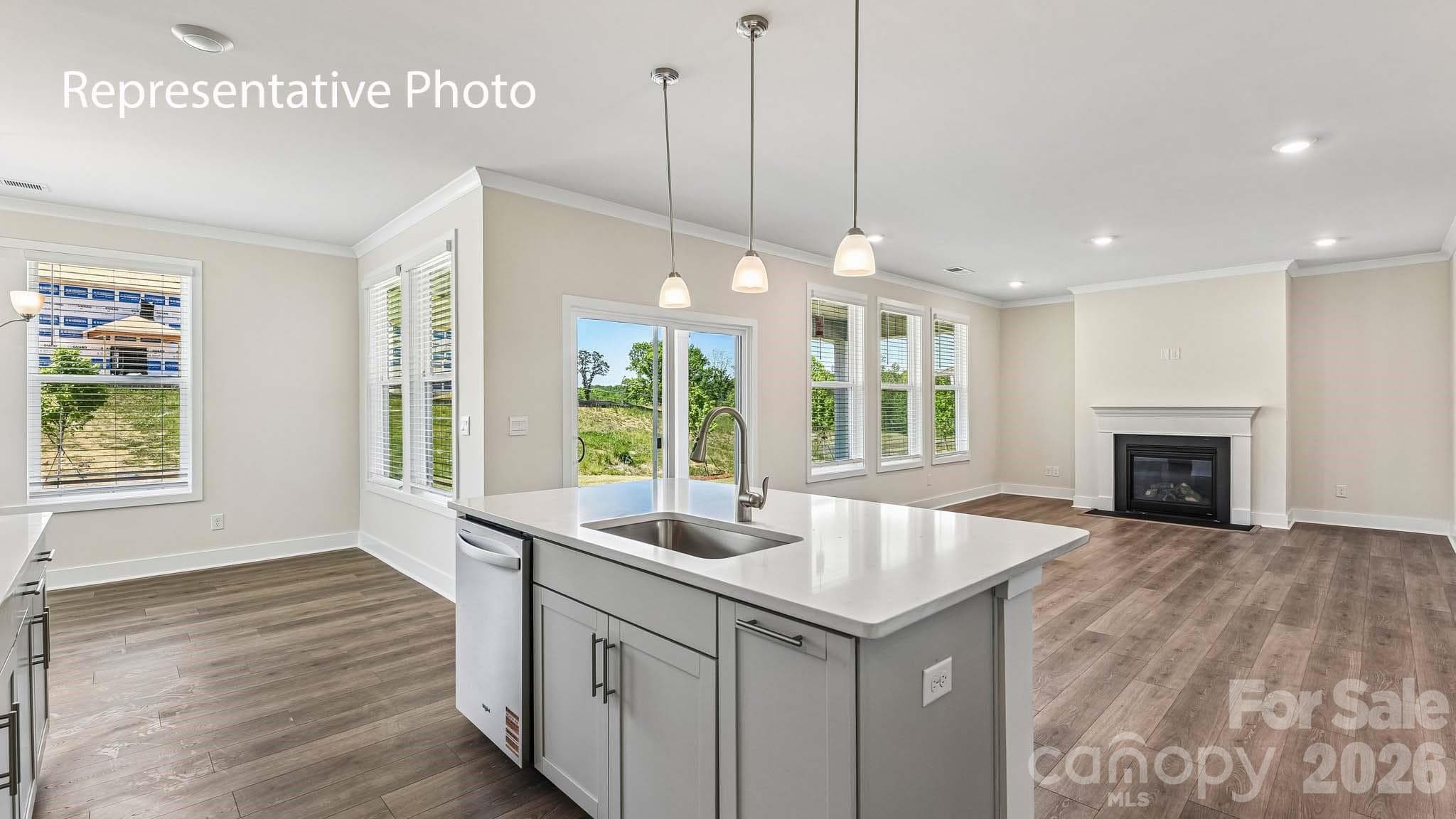 Single Family Residence at 506 Mahogany Road, York, photo 13 of 33