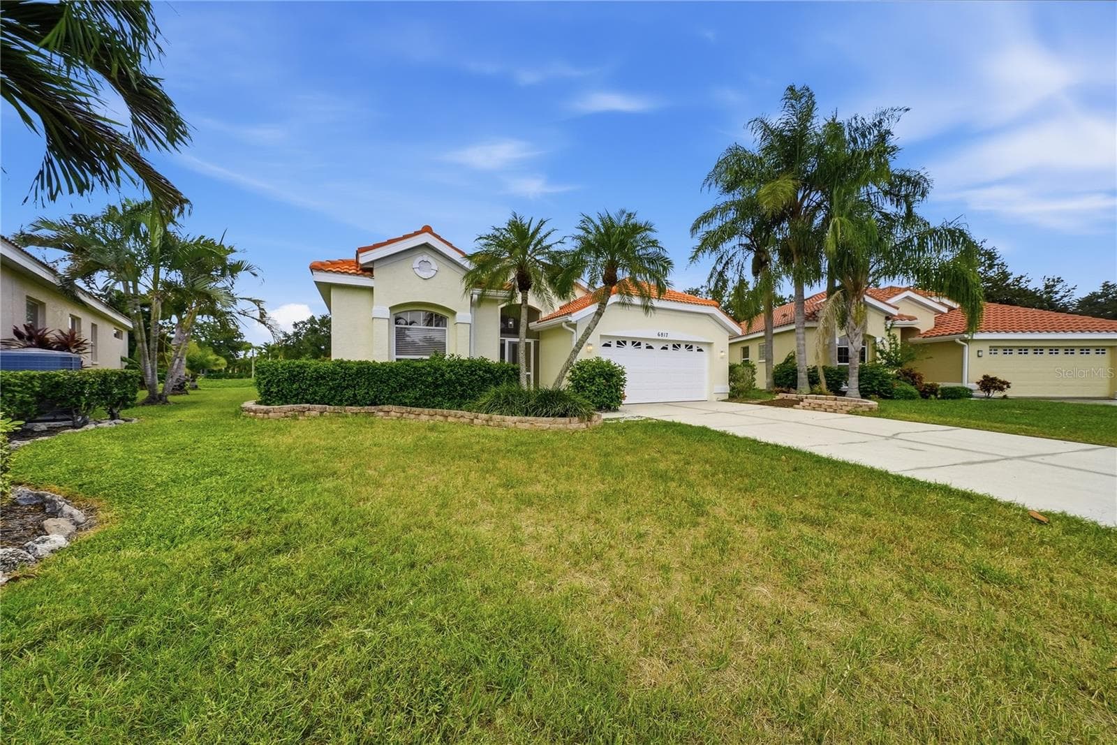 Single Family Residence at 6817 SUPERIOR STREET CIR, SARASOTA, photo 2 of 67
